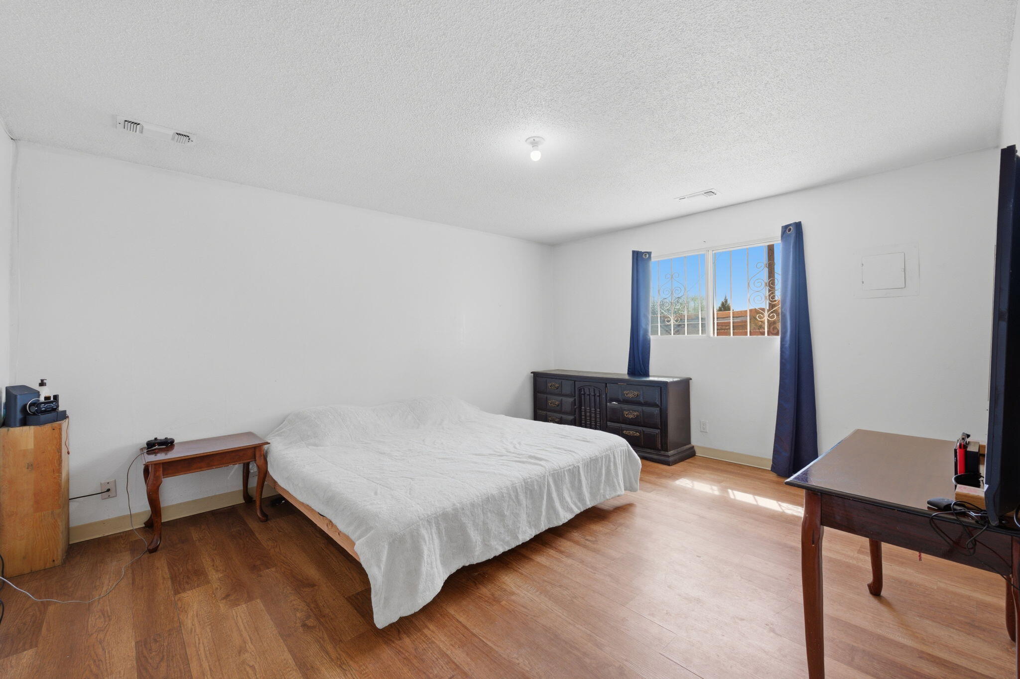 2716 Apple Valley Avenue SW