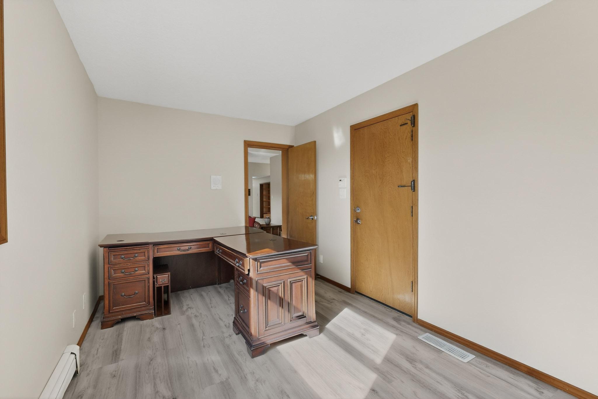 734 Fairway Loop SE