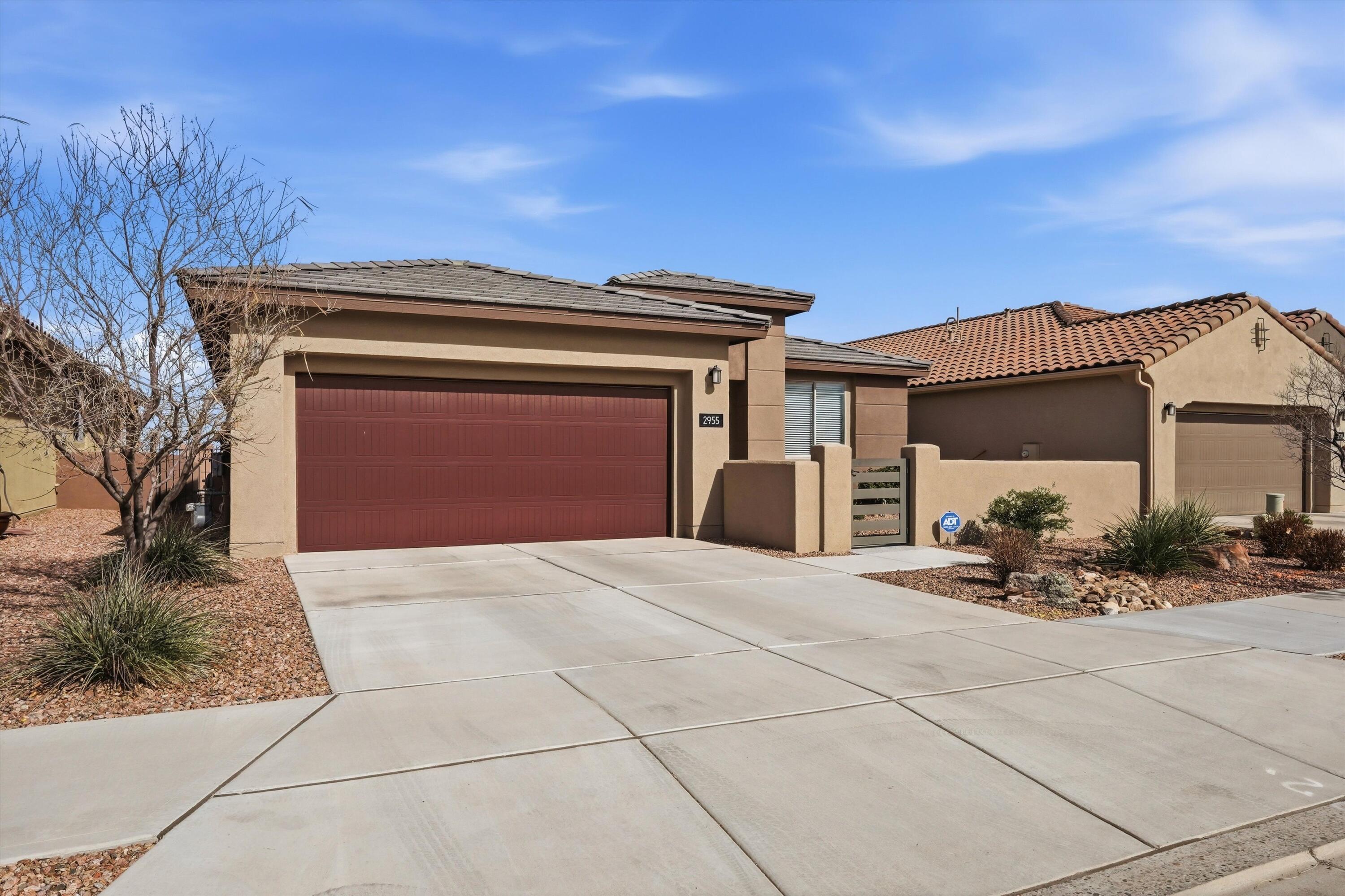 2955 Kings Canyon Loop NE