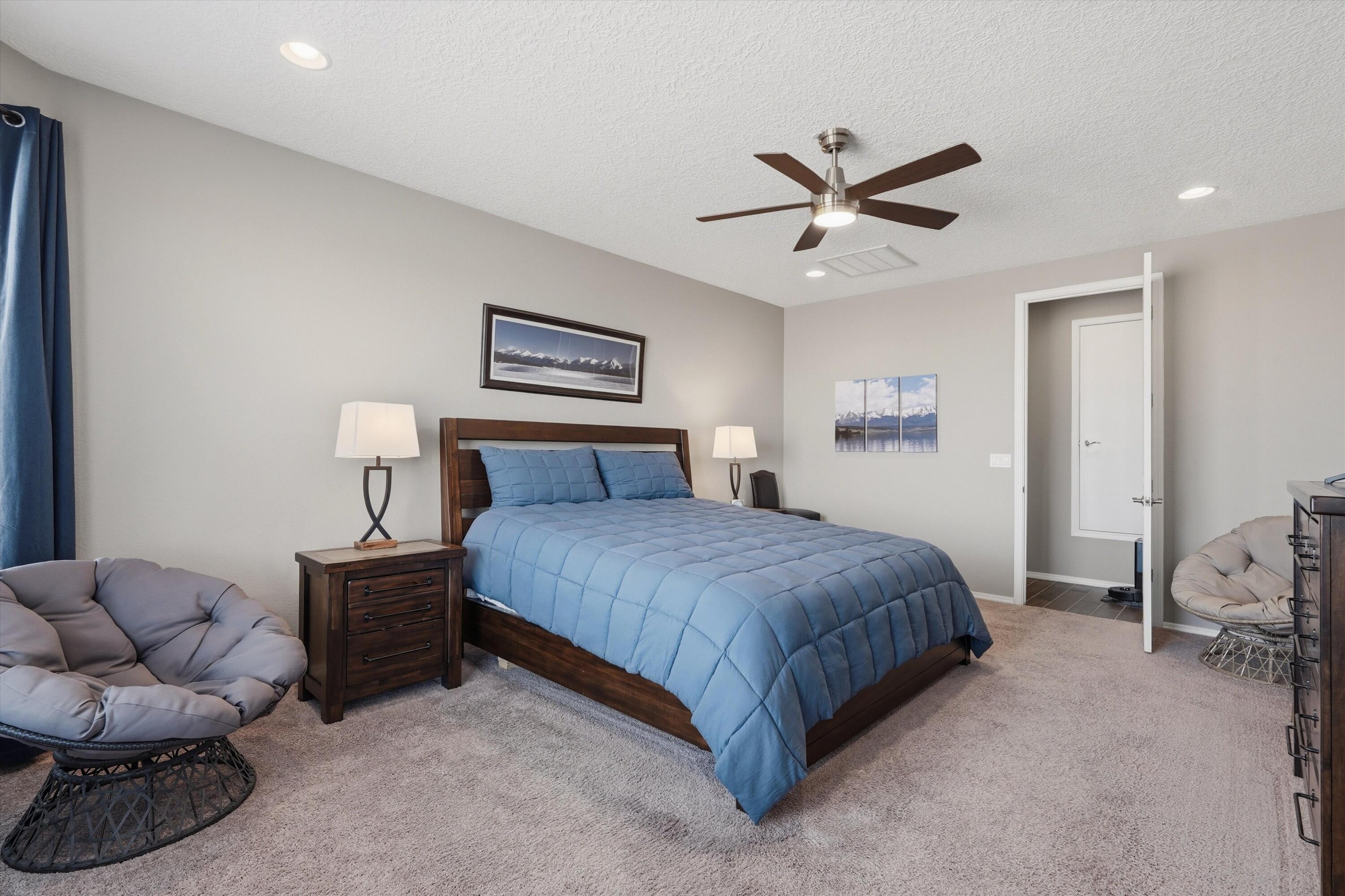 2955 Kings Canyon Loop NE