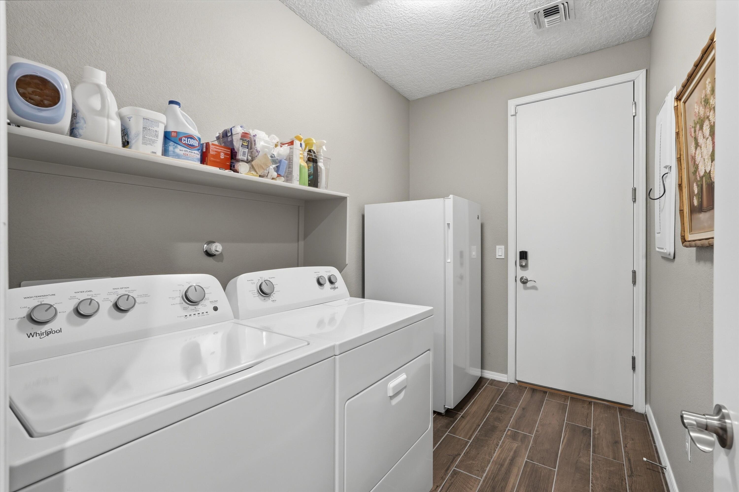 2955 Kings Canyon Loop NE