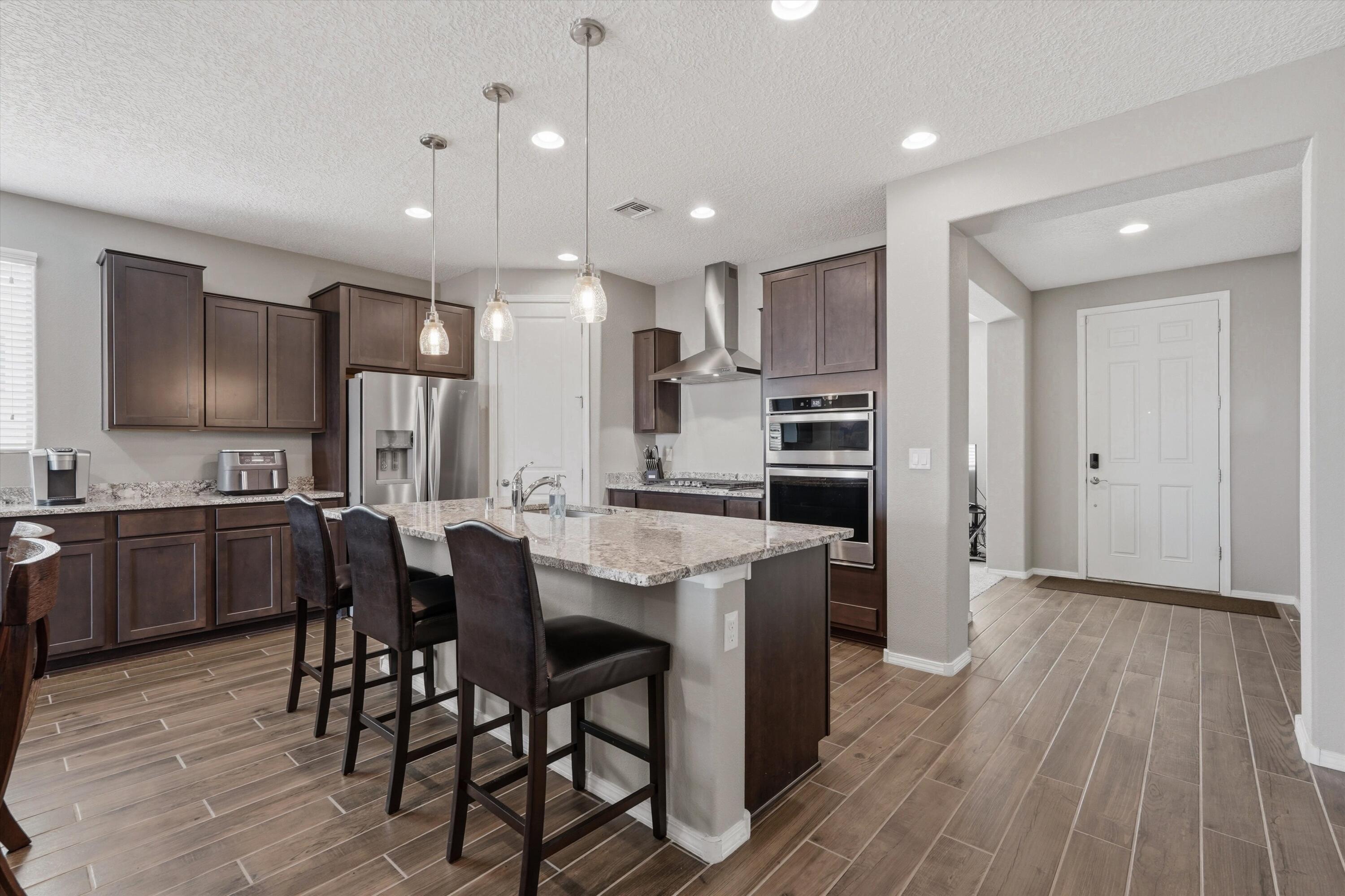 2955 Kings Canyon Loop NE