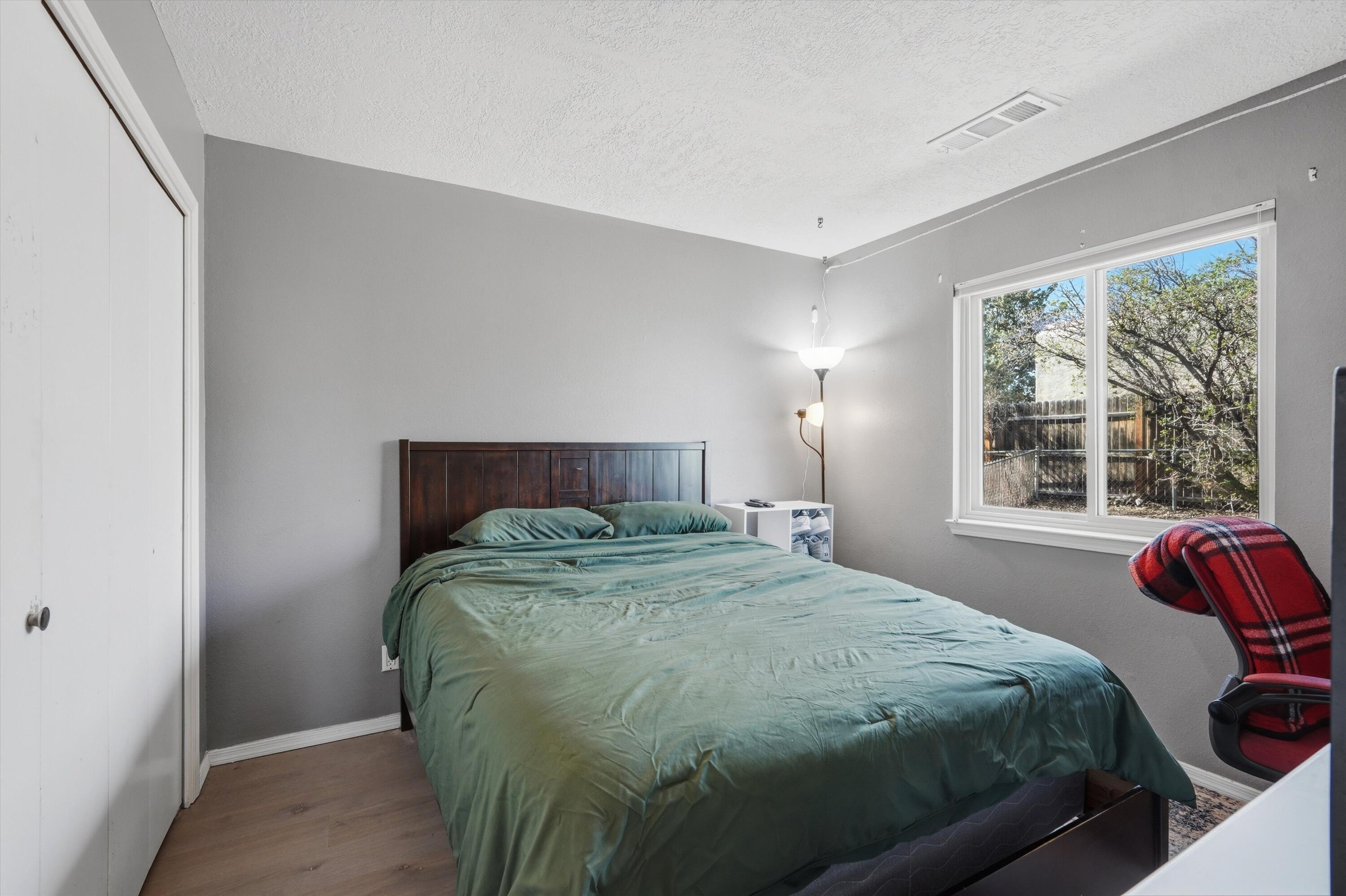 260 Tarpon Avenue SE