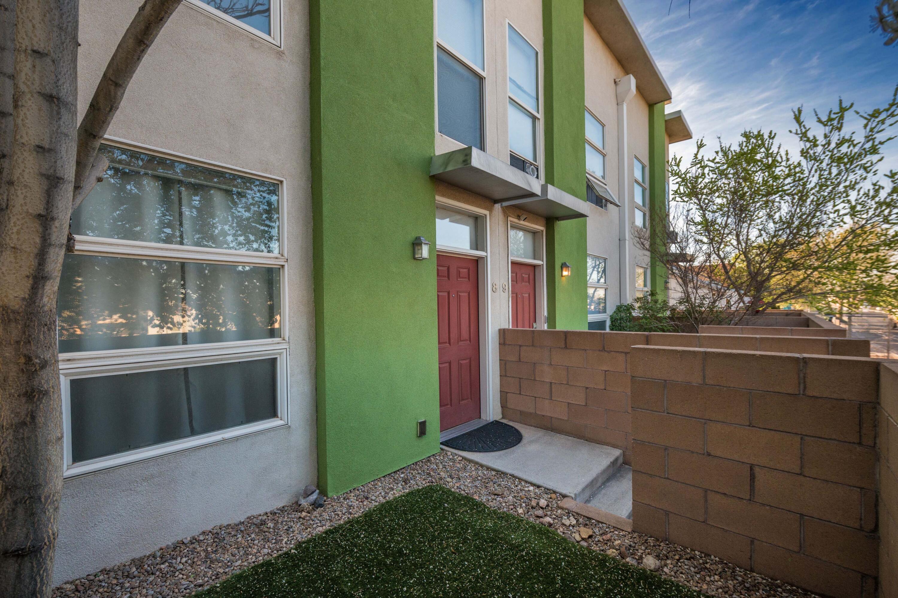 702 Broadway Boulevard SE 8