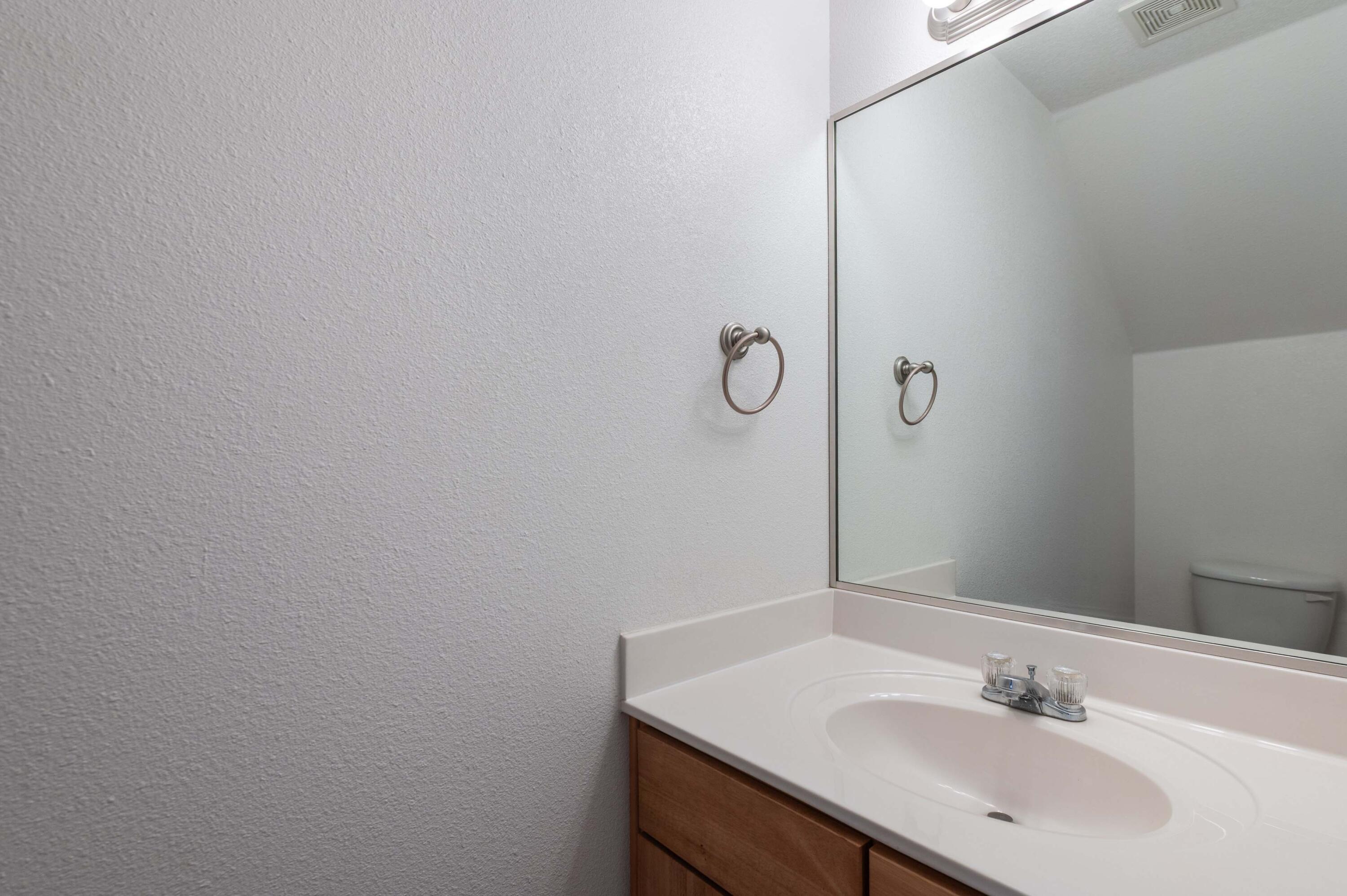 702 Broadway Boulevard SE 8