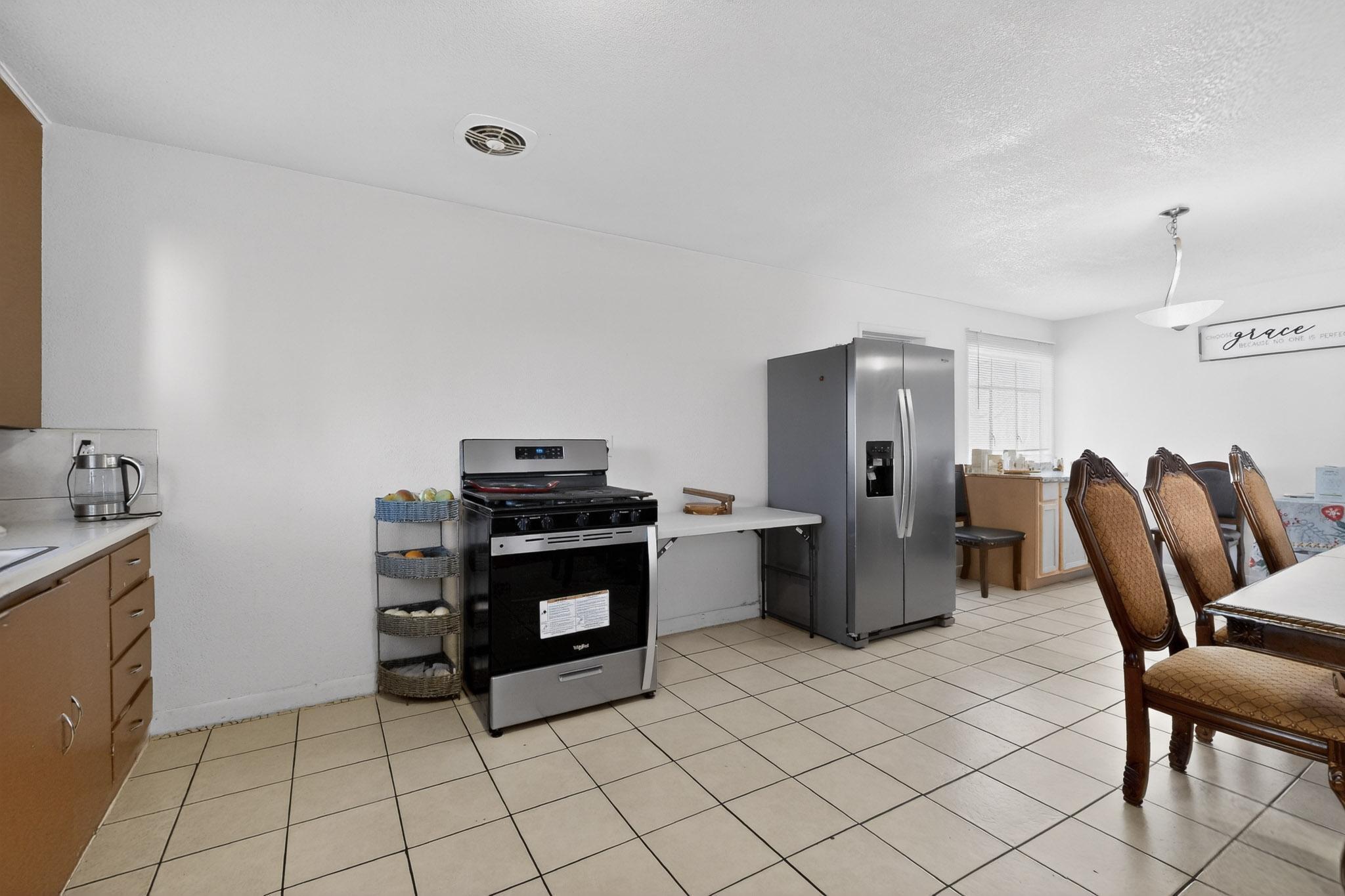 123 Charleston Street SE