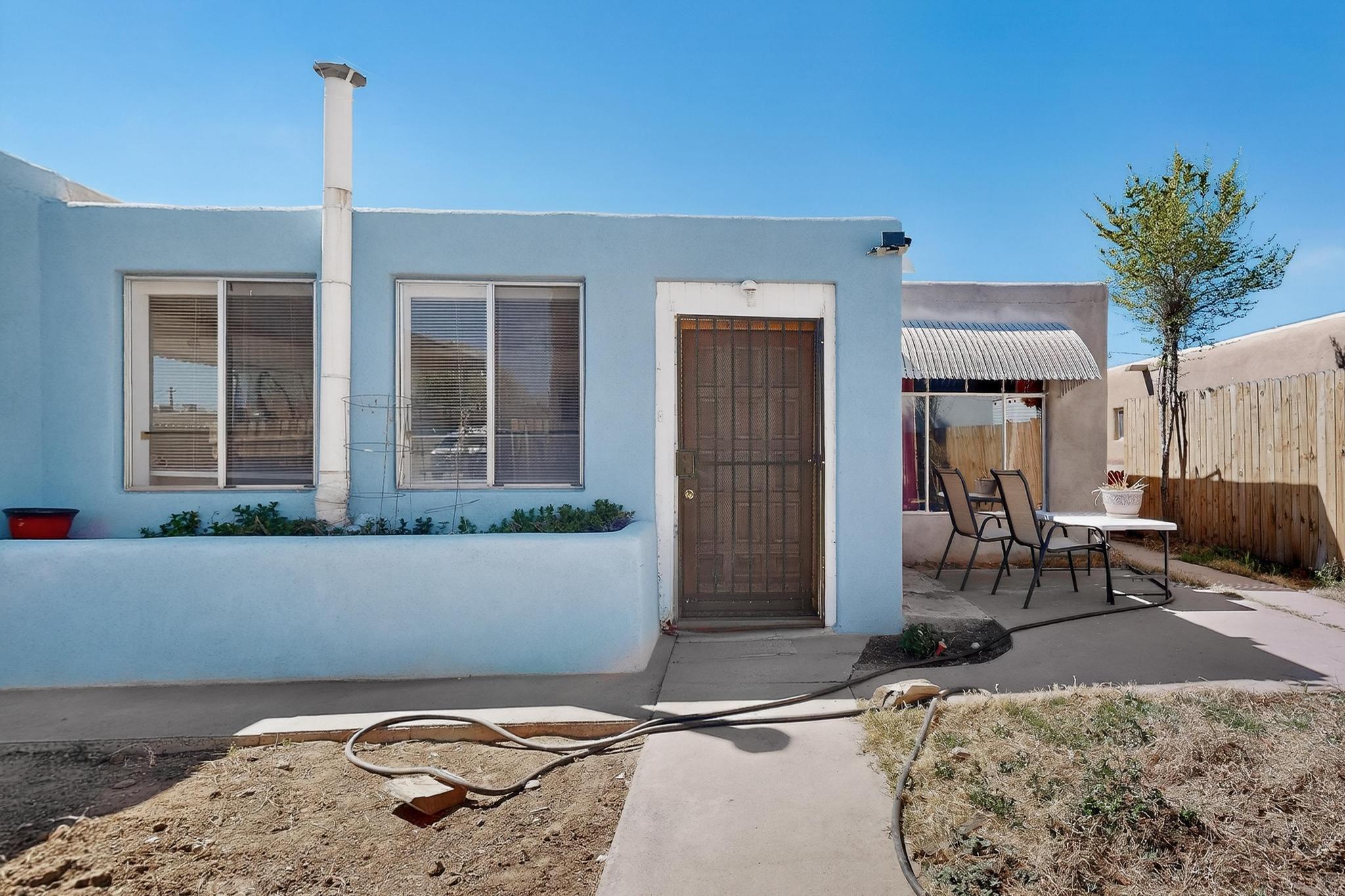 123 Charleston Street SE