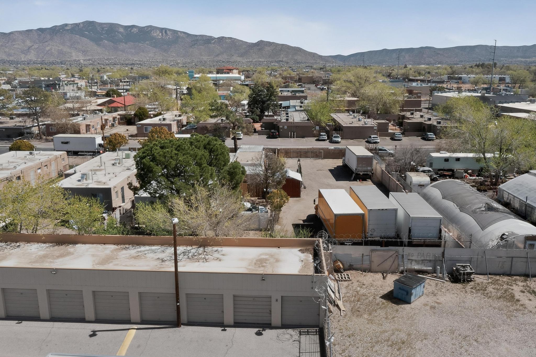 123 Charleston Street SE