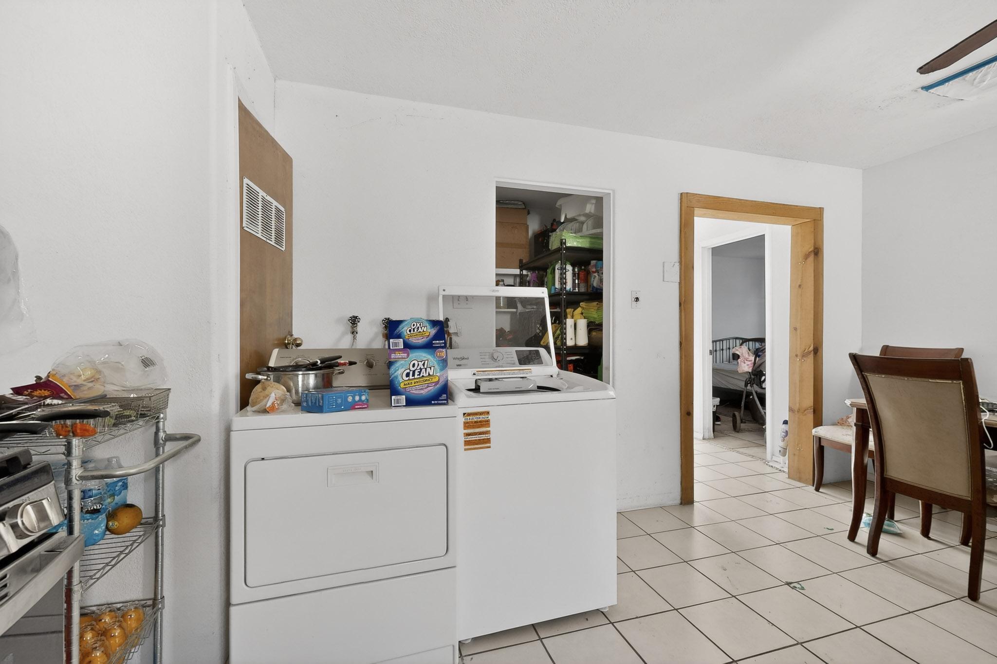 123 Charleston Street SE