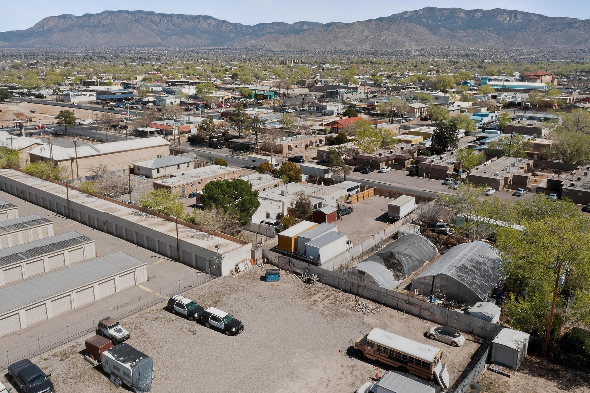 123 Charleston Street SE