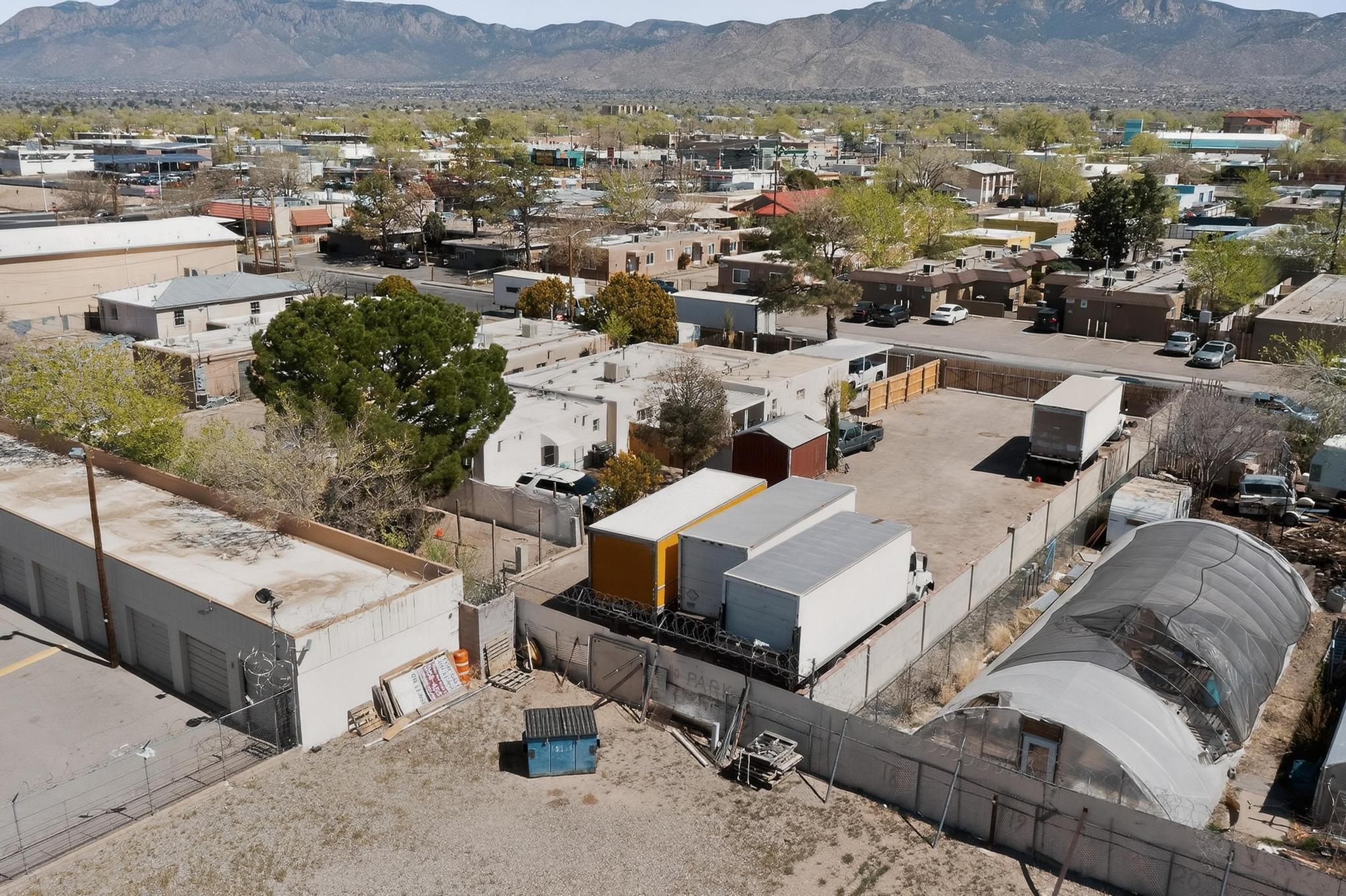 123 Charleston Street SE