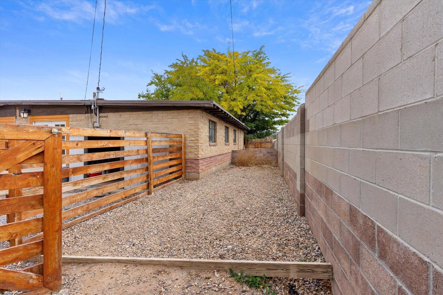 1115 Morris Street NE