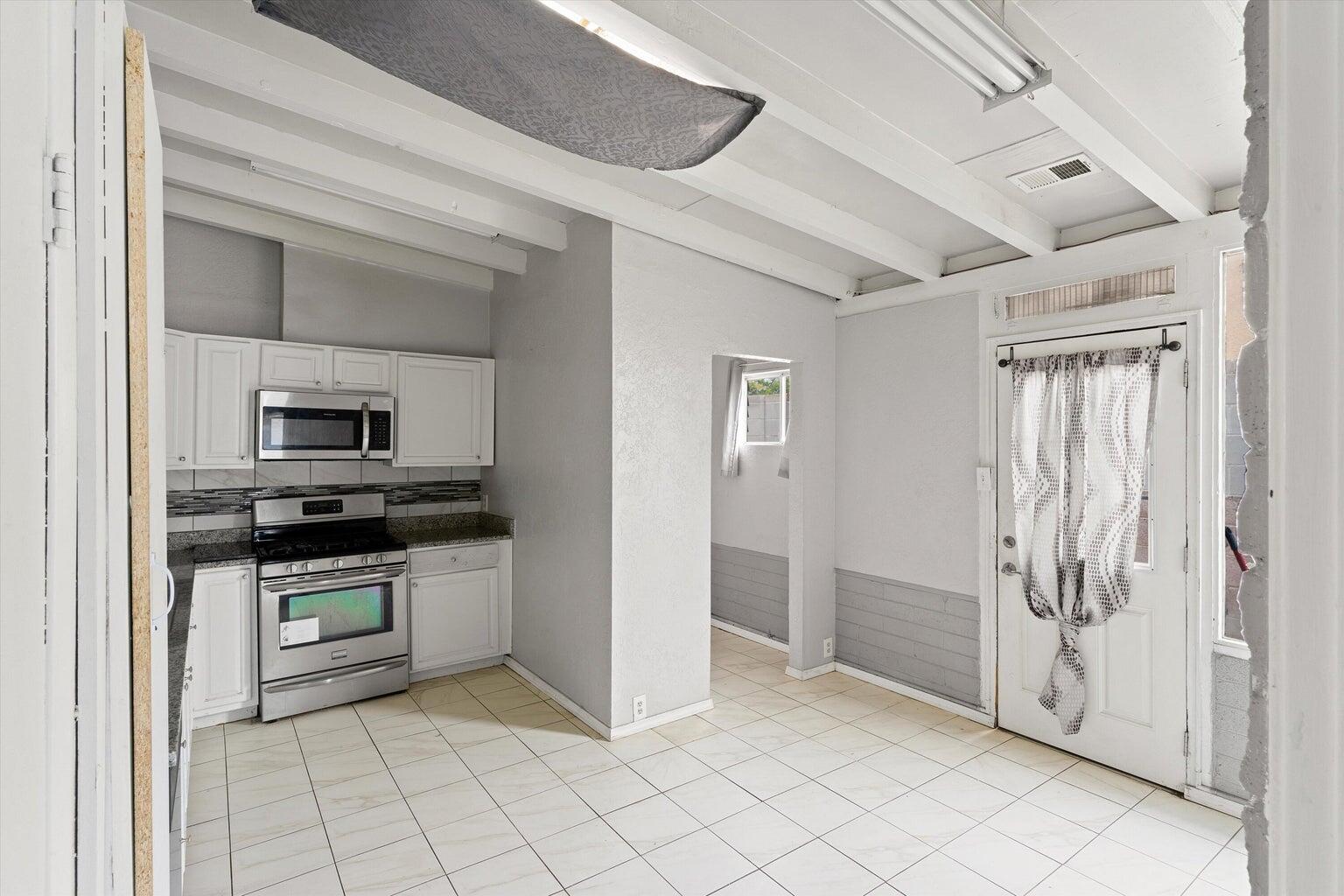 1115 Morris Street NE