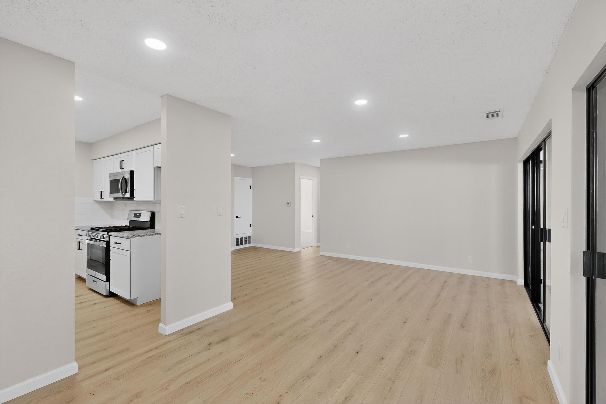 503 Maddox Loop
