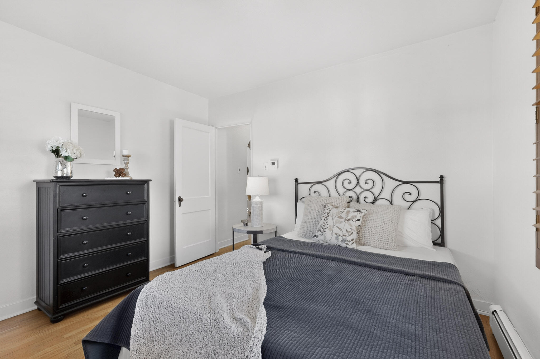 324 Wellesley Drive SE