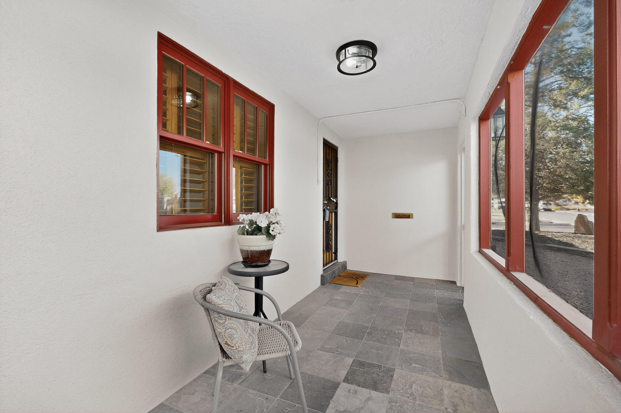 324 Wellesley Drive SE