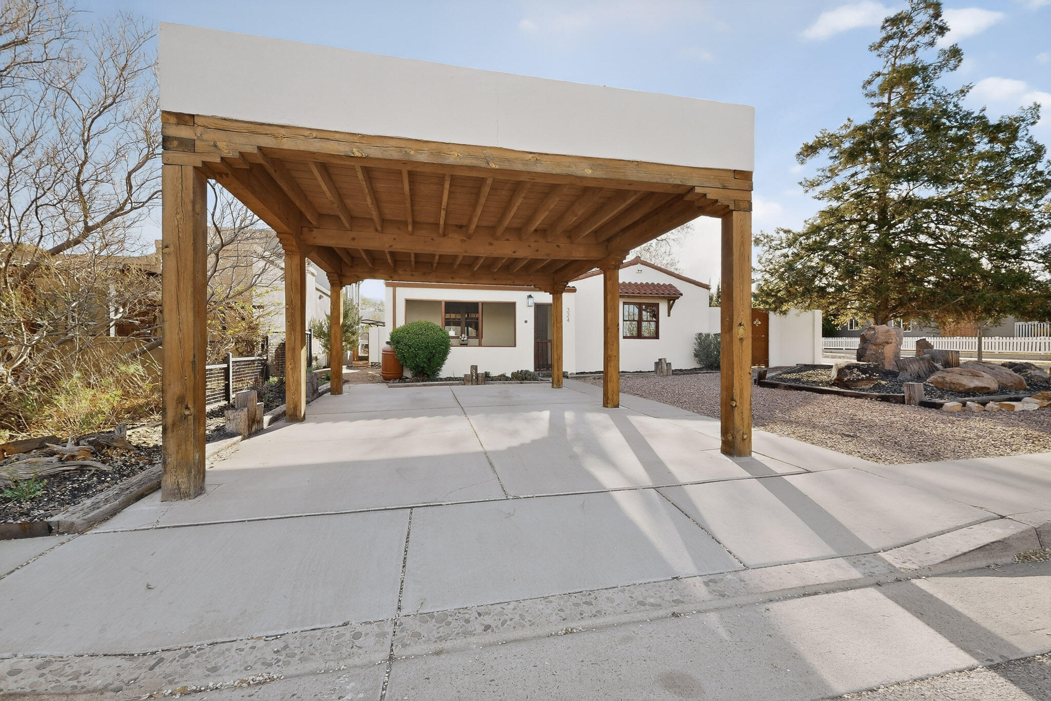 324 Wellesley Drive SE