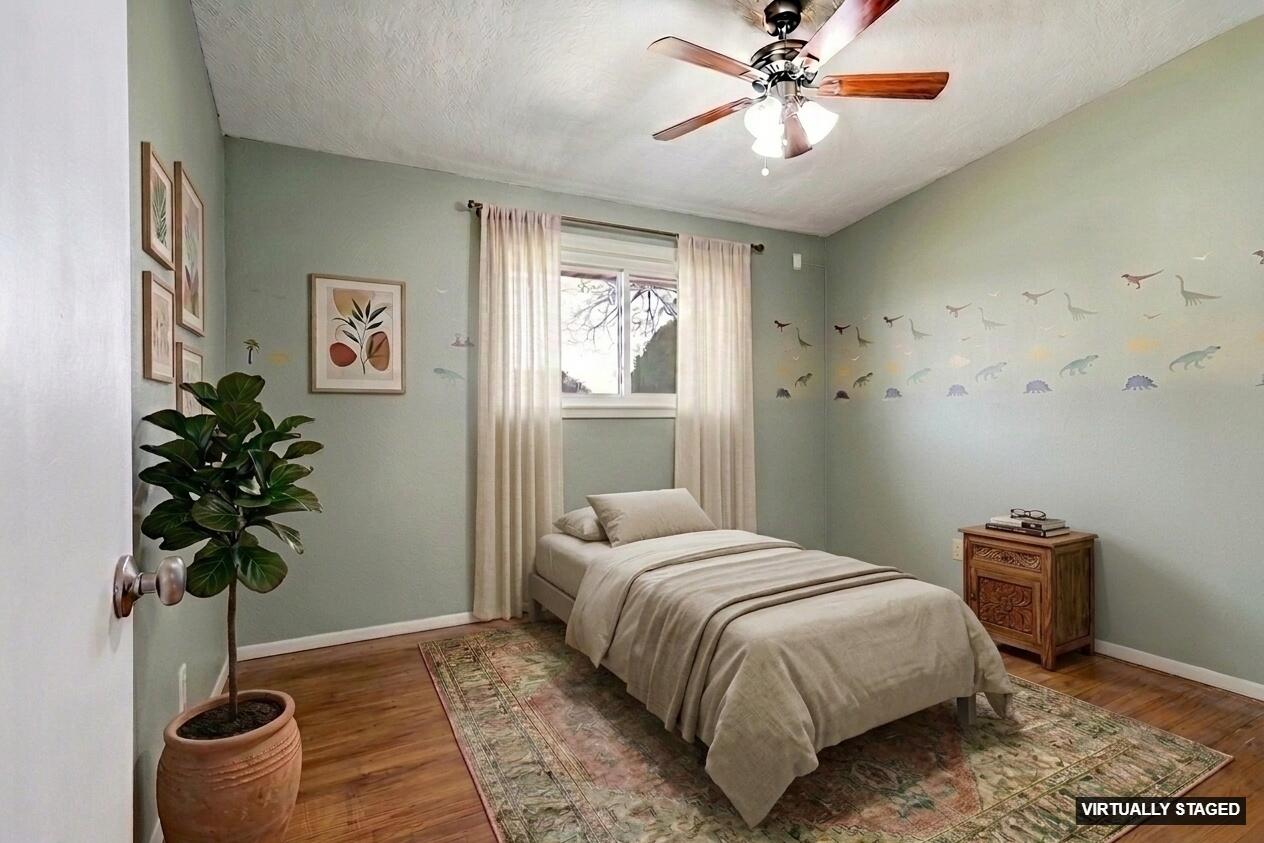 2500 La Charles Drive NE