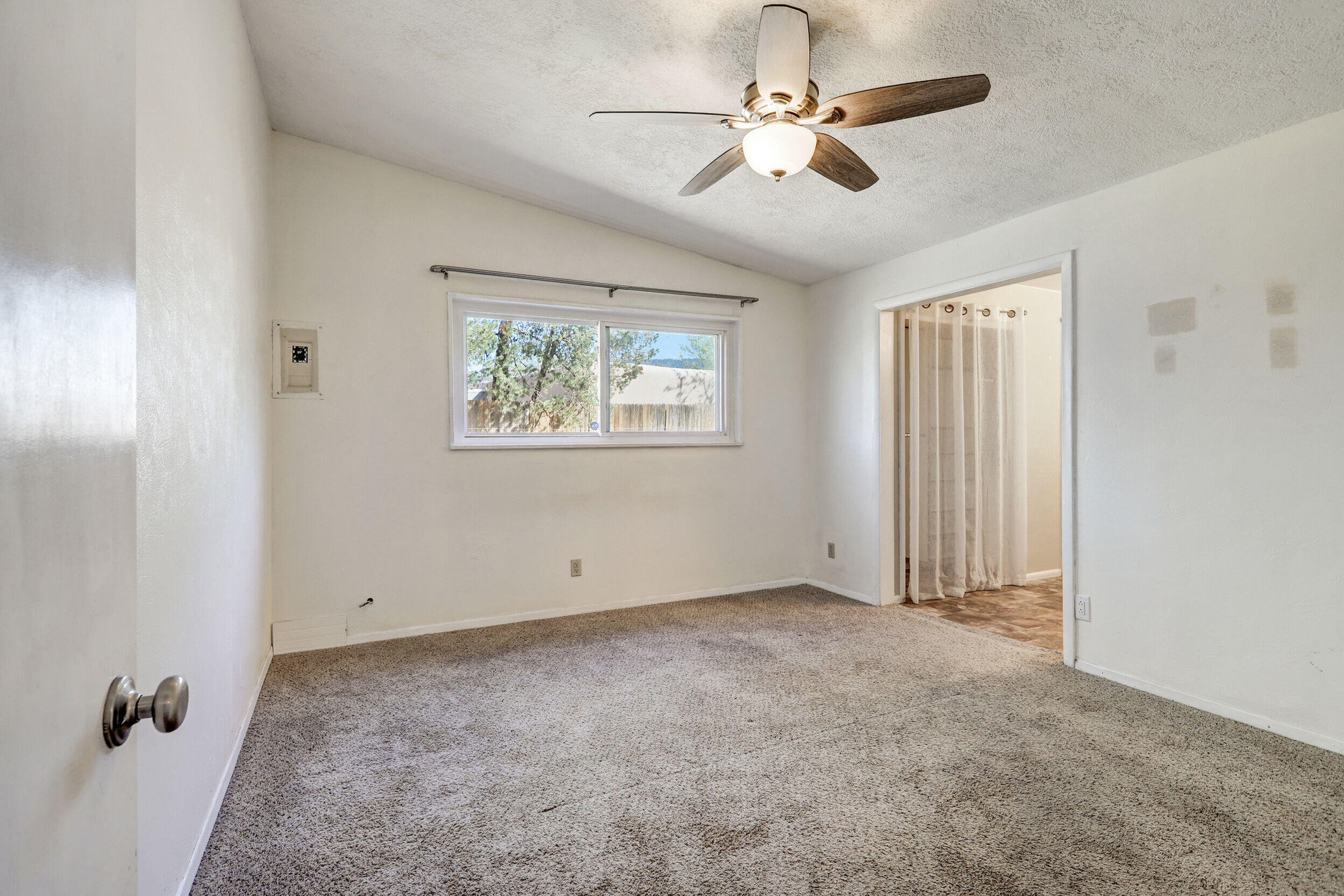 2500 La Charles Drive NE