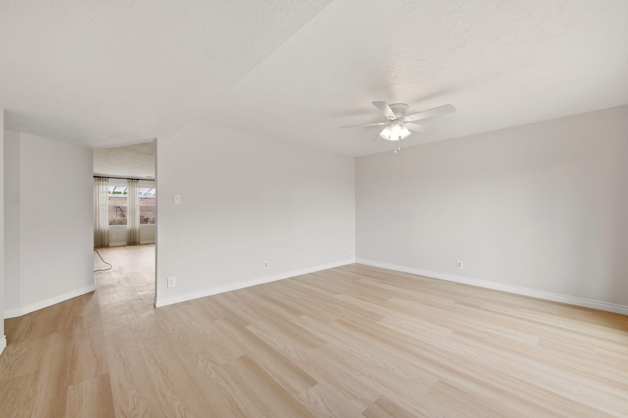 9415 Layton Avenue NE