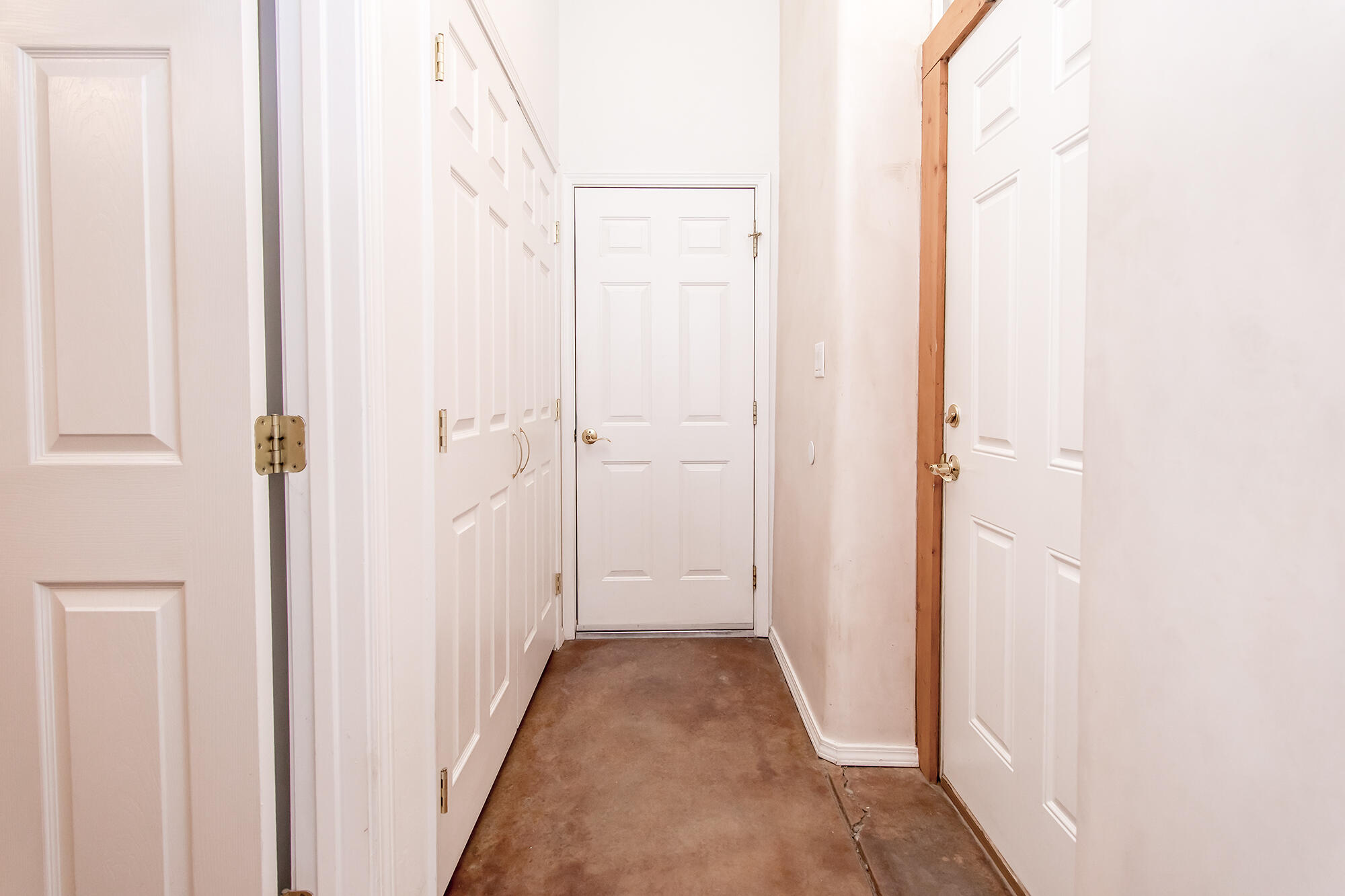 1209 Poplar Avenue