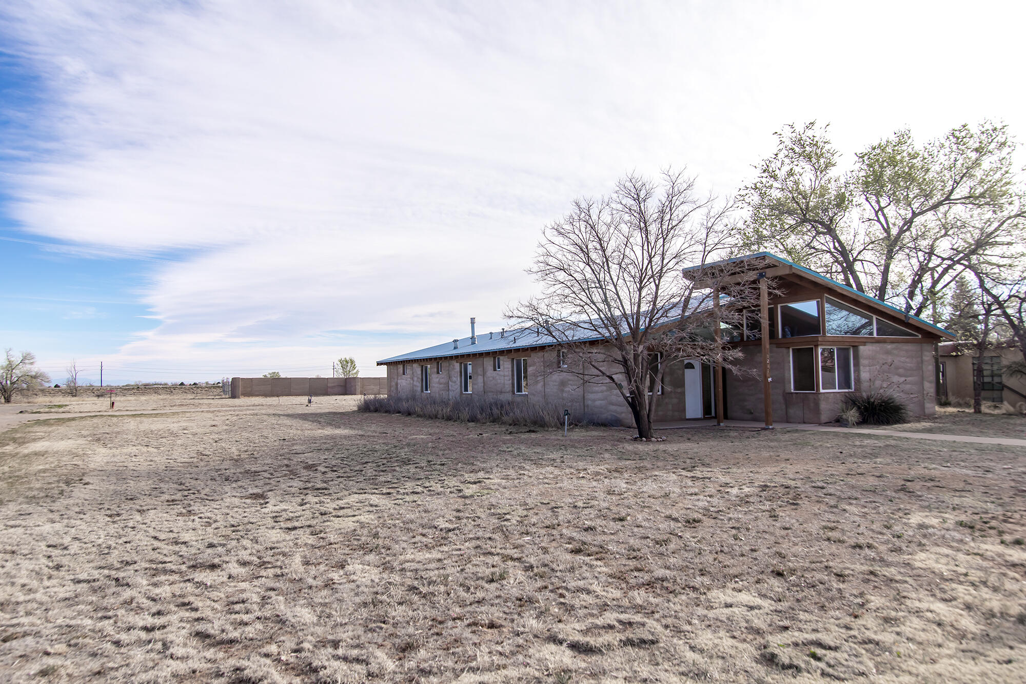 1209 Poplar Avenue
