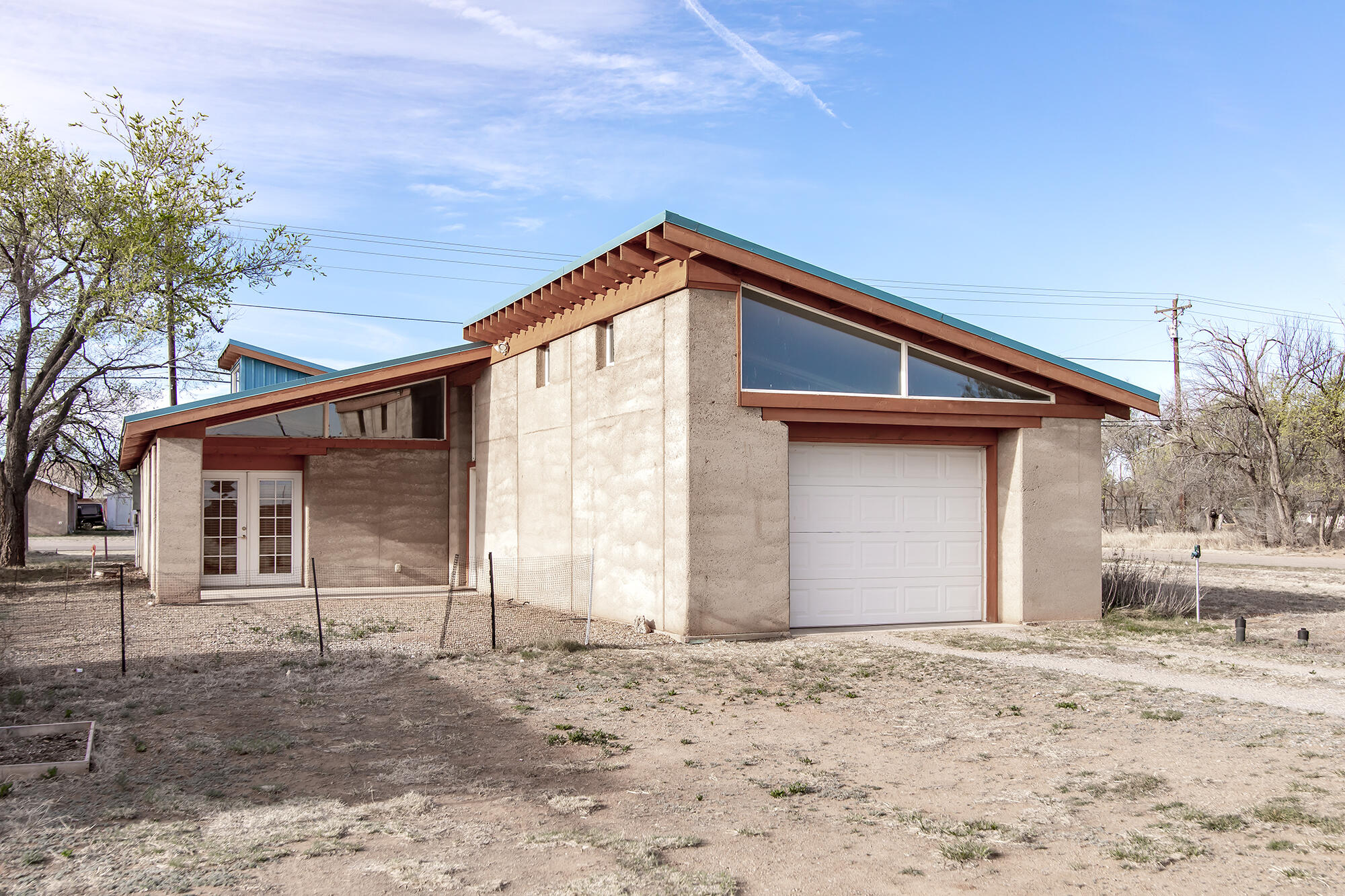1209 Poplar Avenue