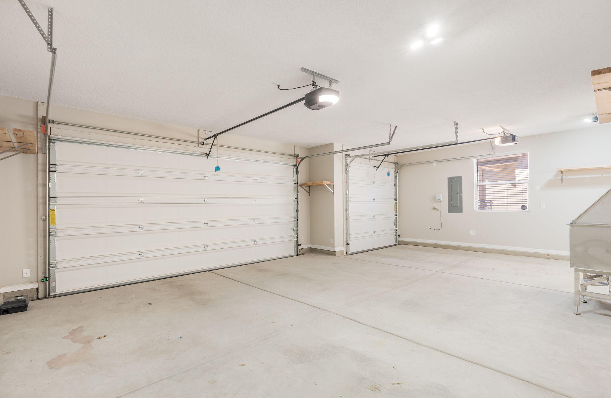 3305 Wolf Tail Loop NE