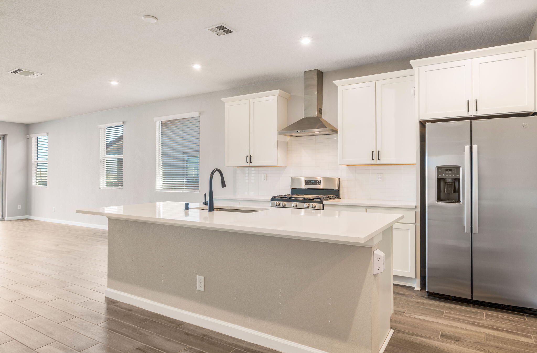 3305 Wolf Tail Loop NE