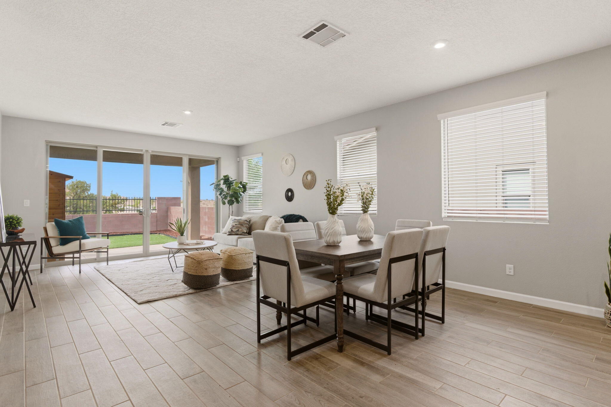 3305 Wolf Tail Loop NE