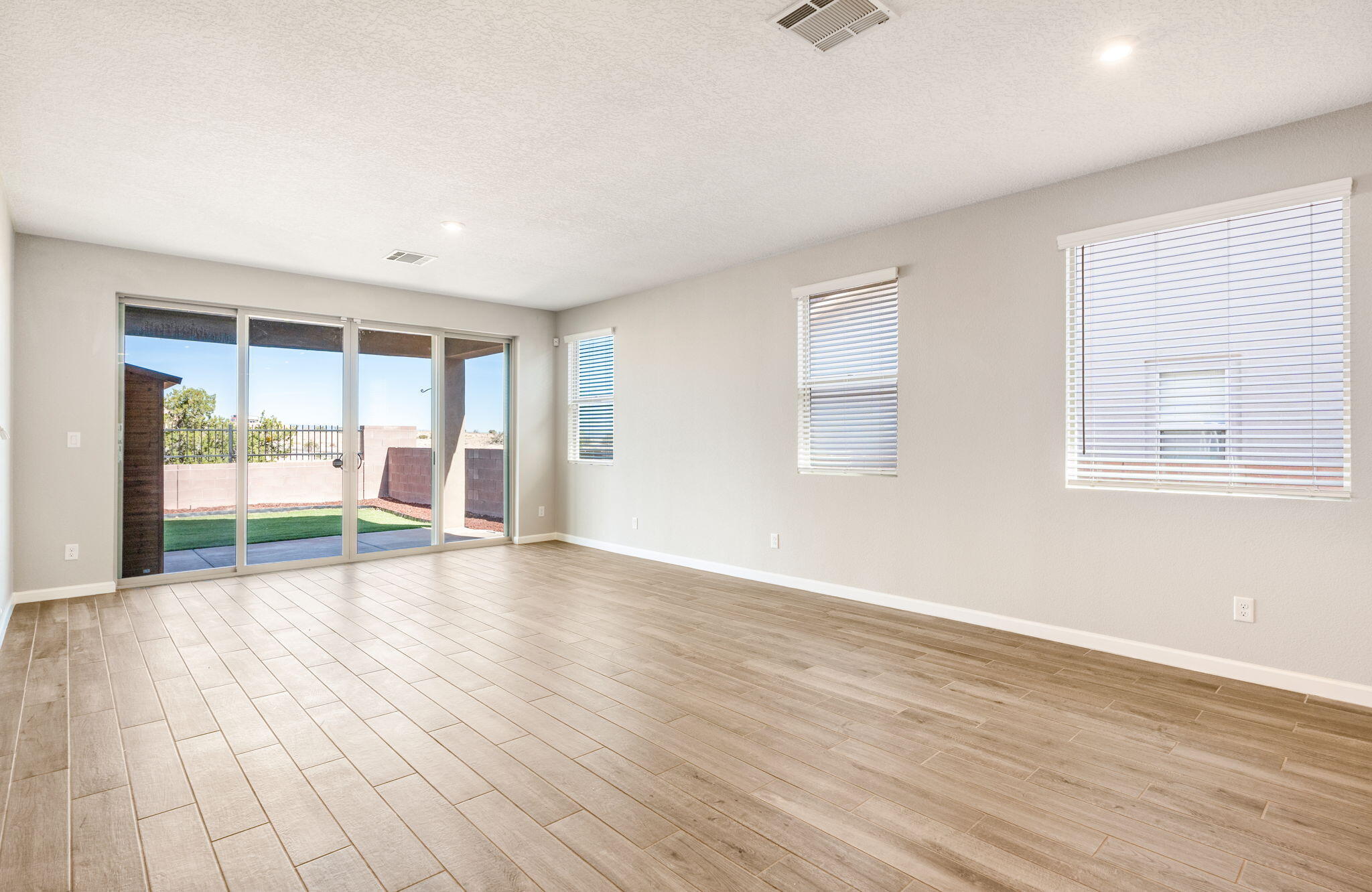 3305 Wolf Tail Loop NE