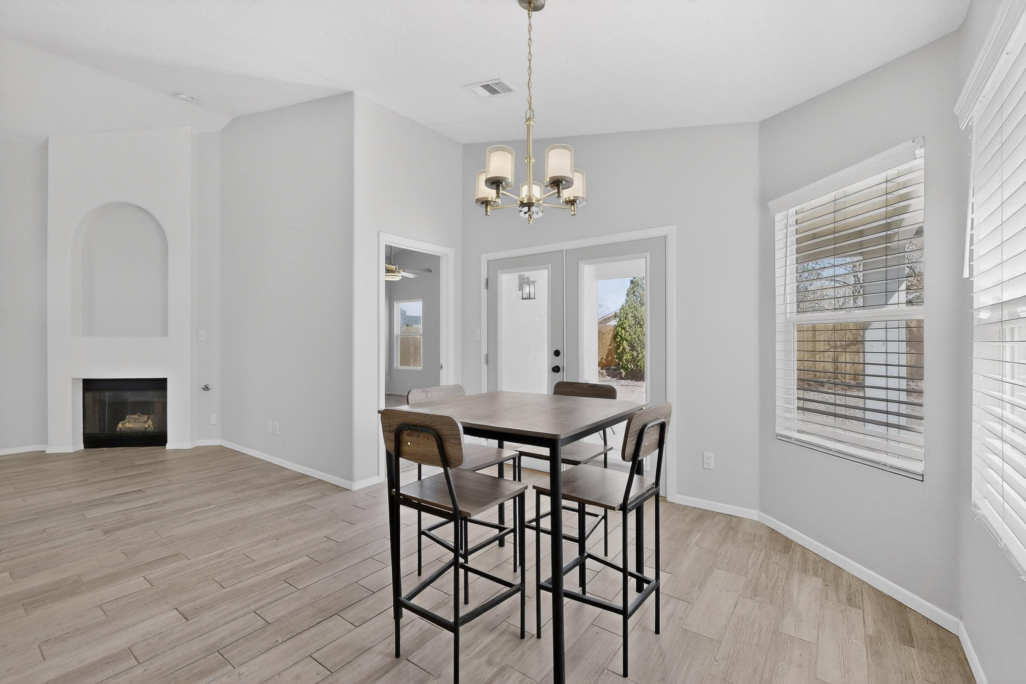 11 Flores Bonitas Avenue