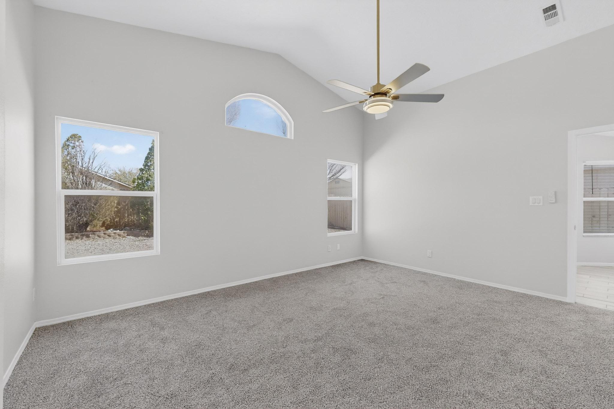 11 Flores Bonitas Avenue