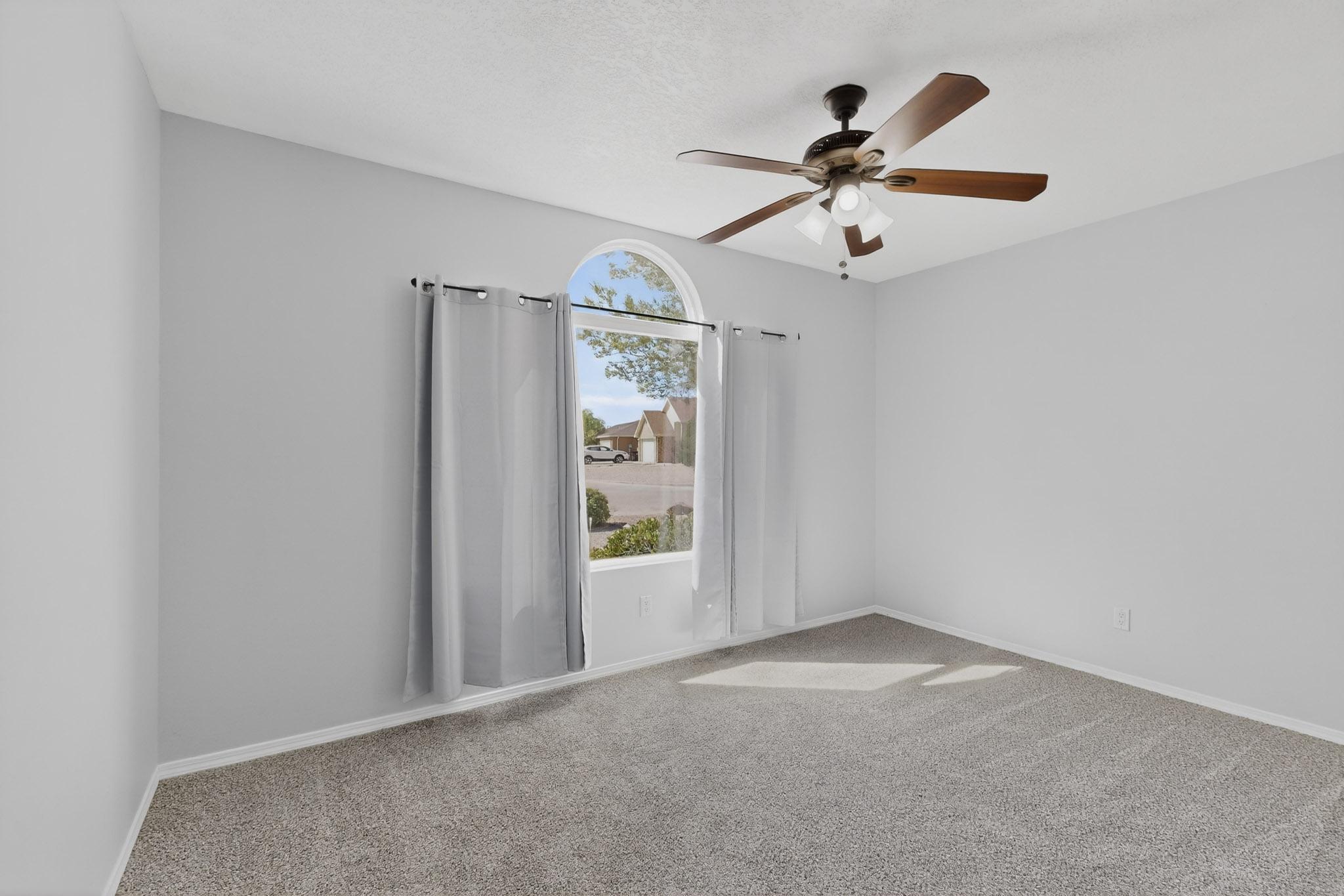 11 Flores Bonitas Avenue