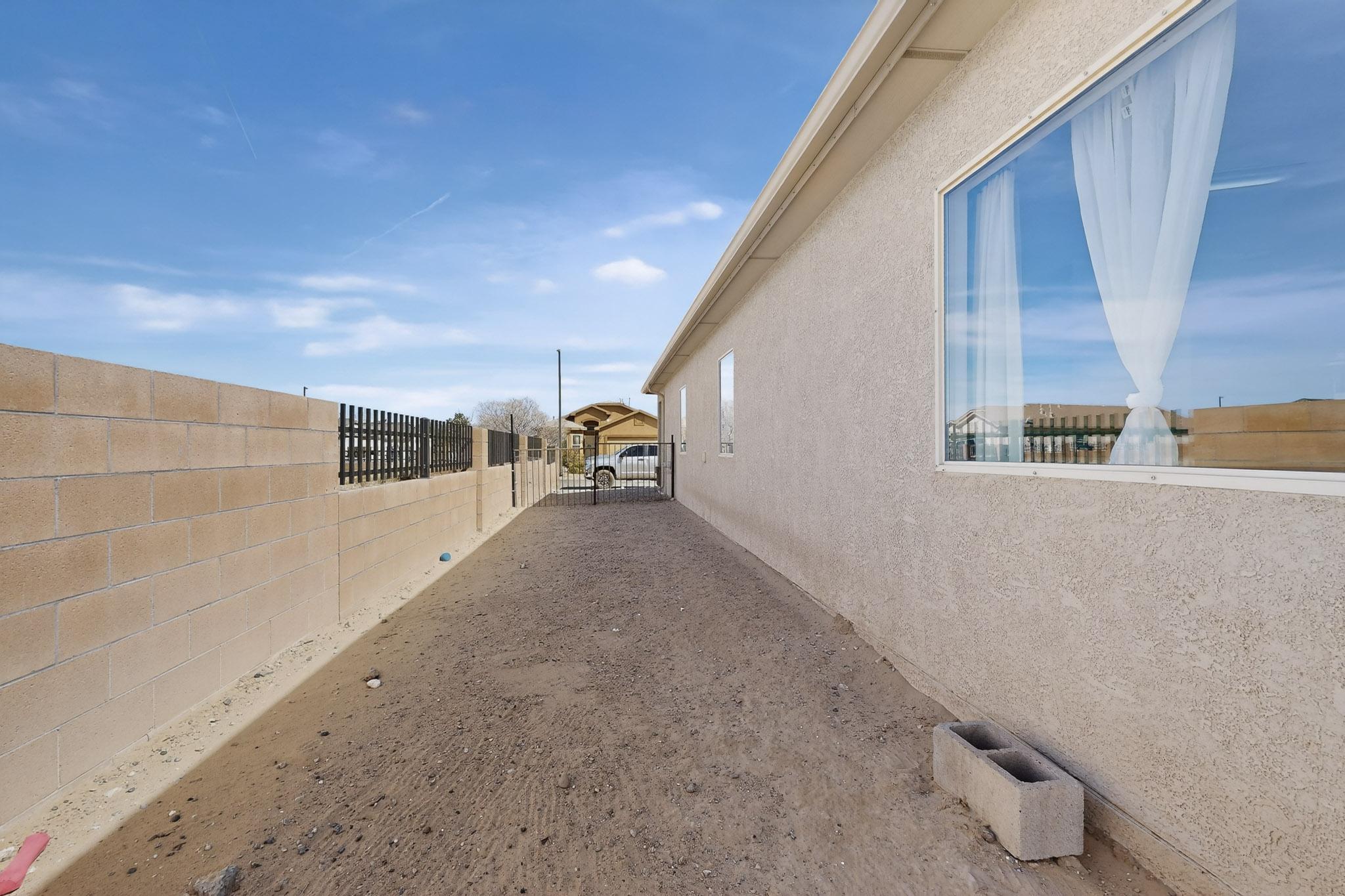 2190 Camino Rincon SW