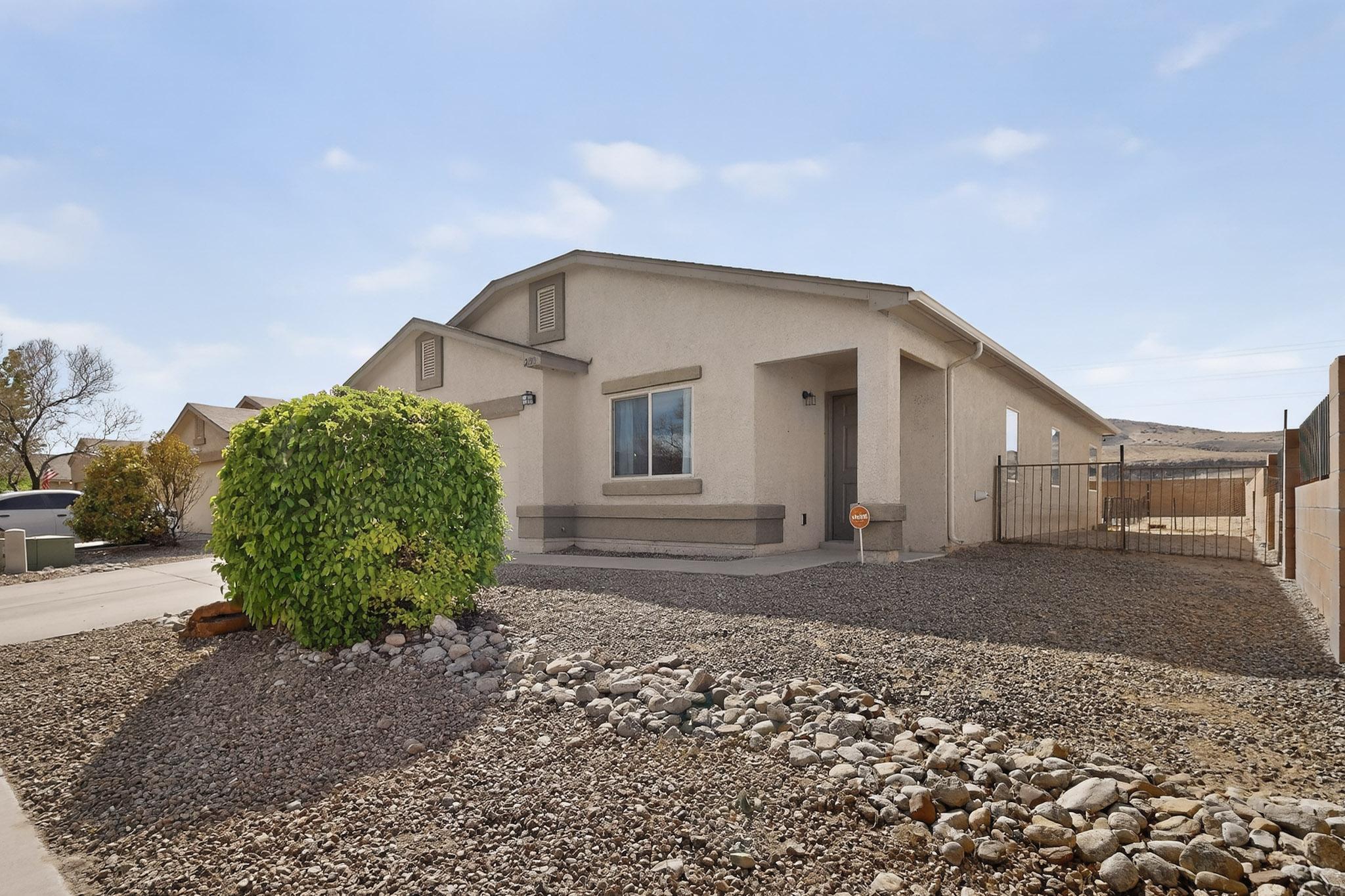 2190 Camino Rincon SW