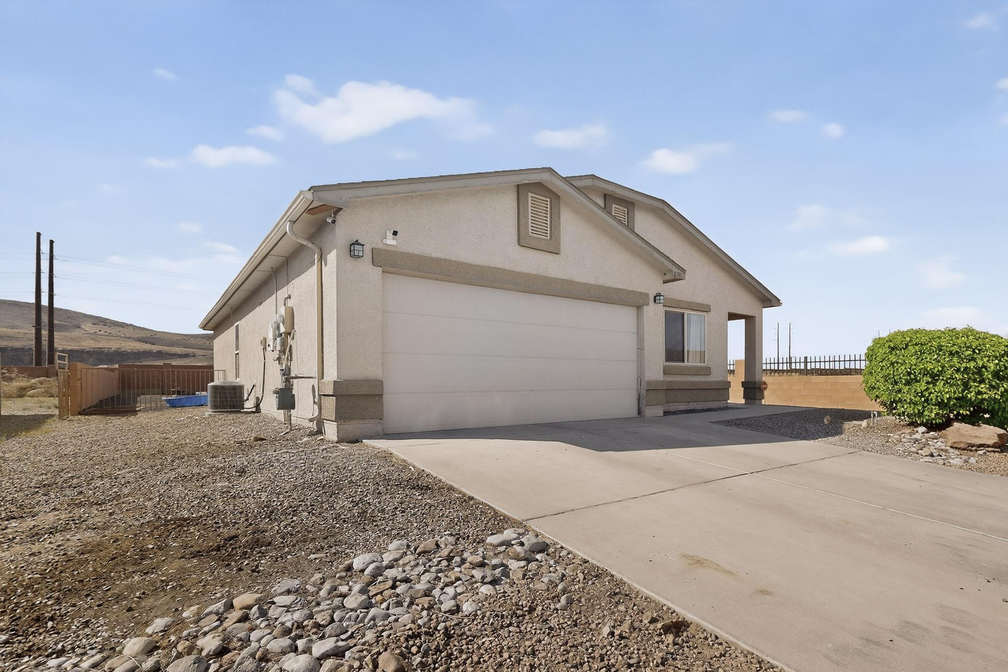 2190 Camino Rincon SW