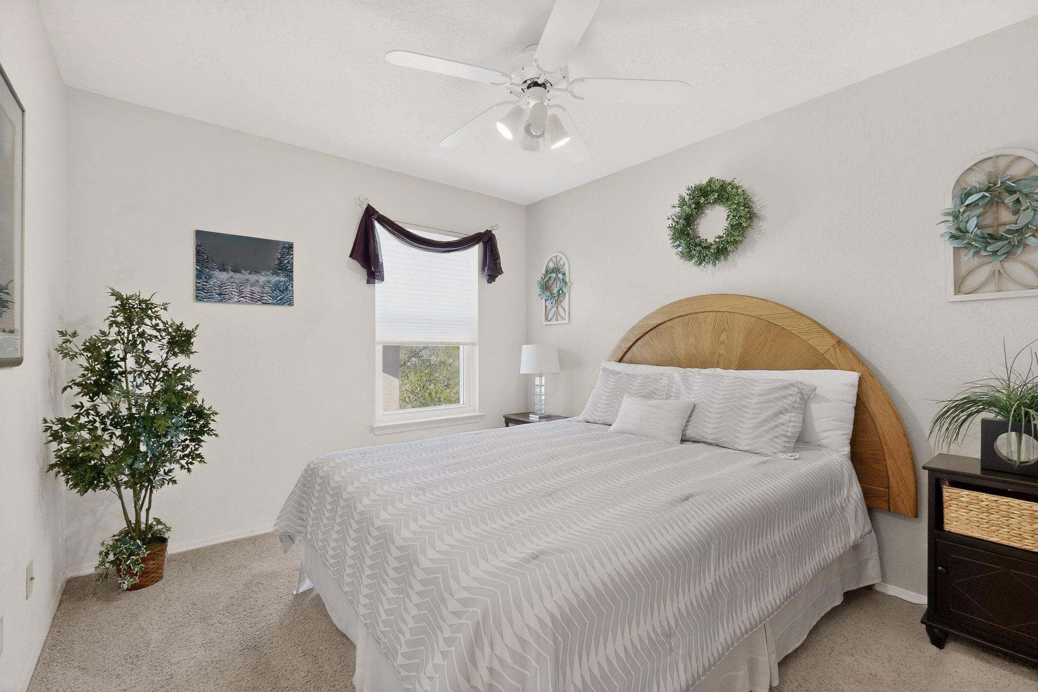 12323 Haines Avenue NE