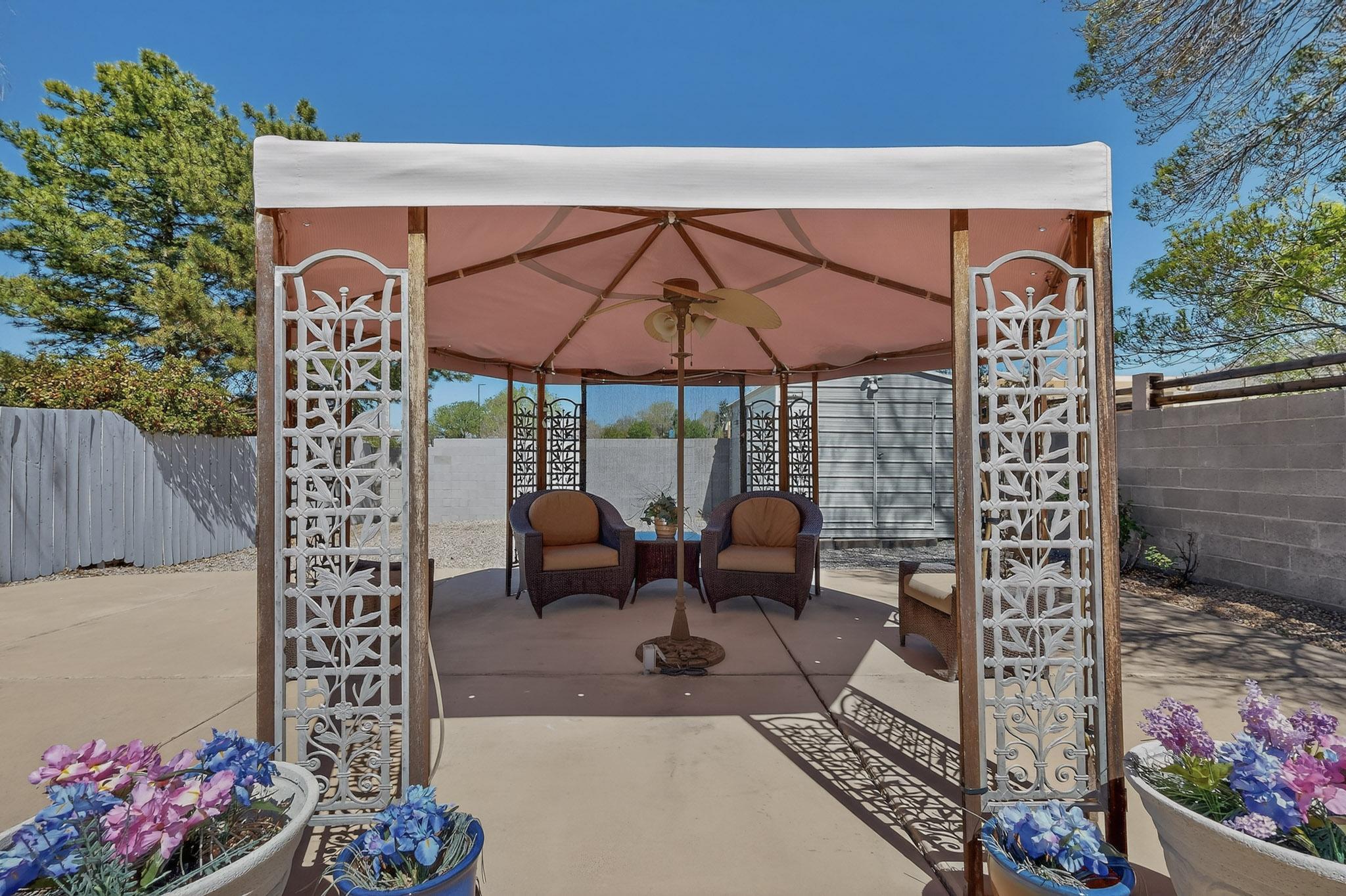 12323 Haines Avenue NE