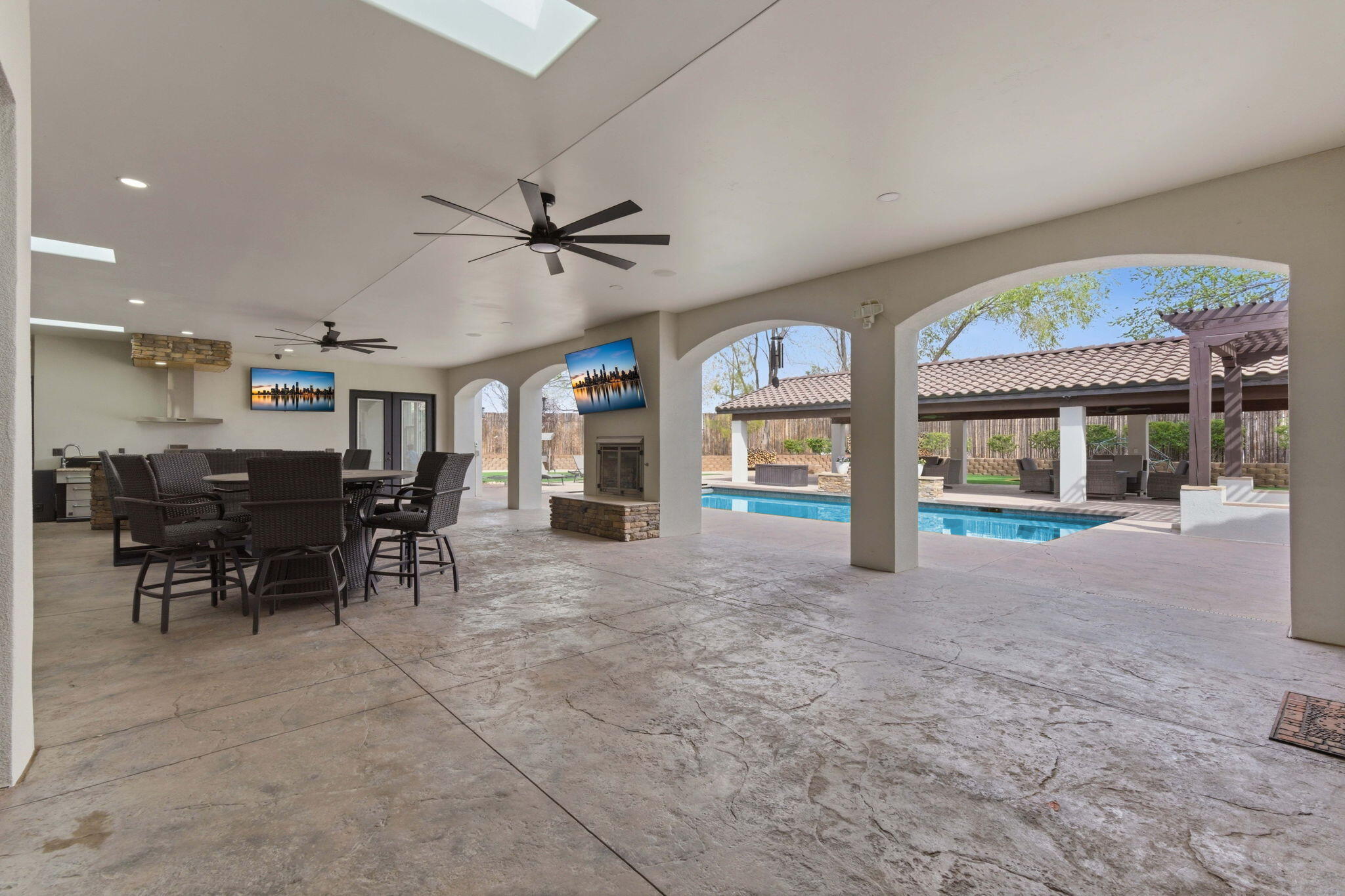 420 Calle Conejo Lane