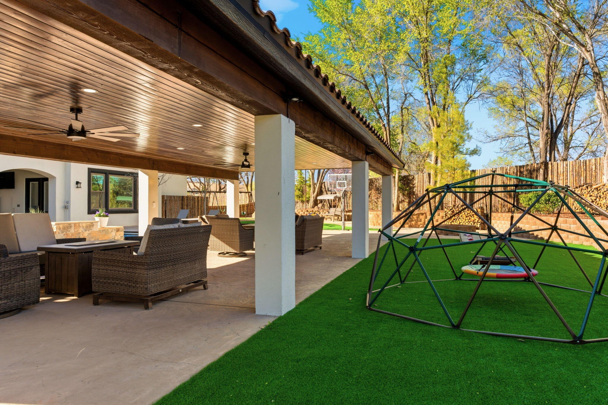 420 Calle Conejo Lane