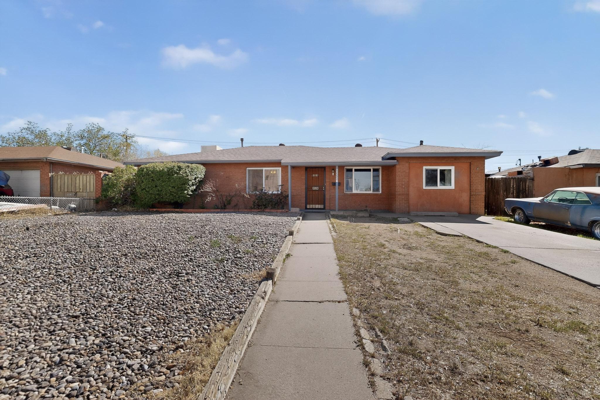 2328 Wyoming Boulevard NE