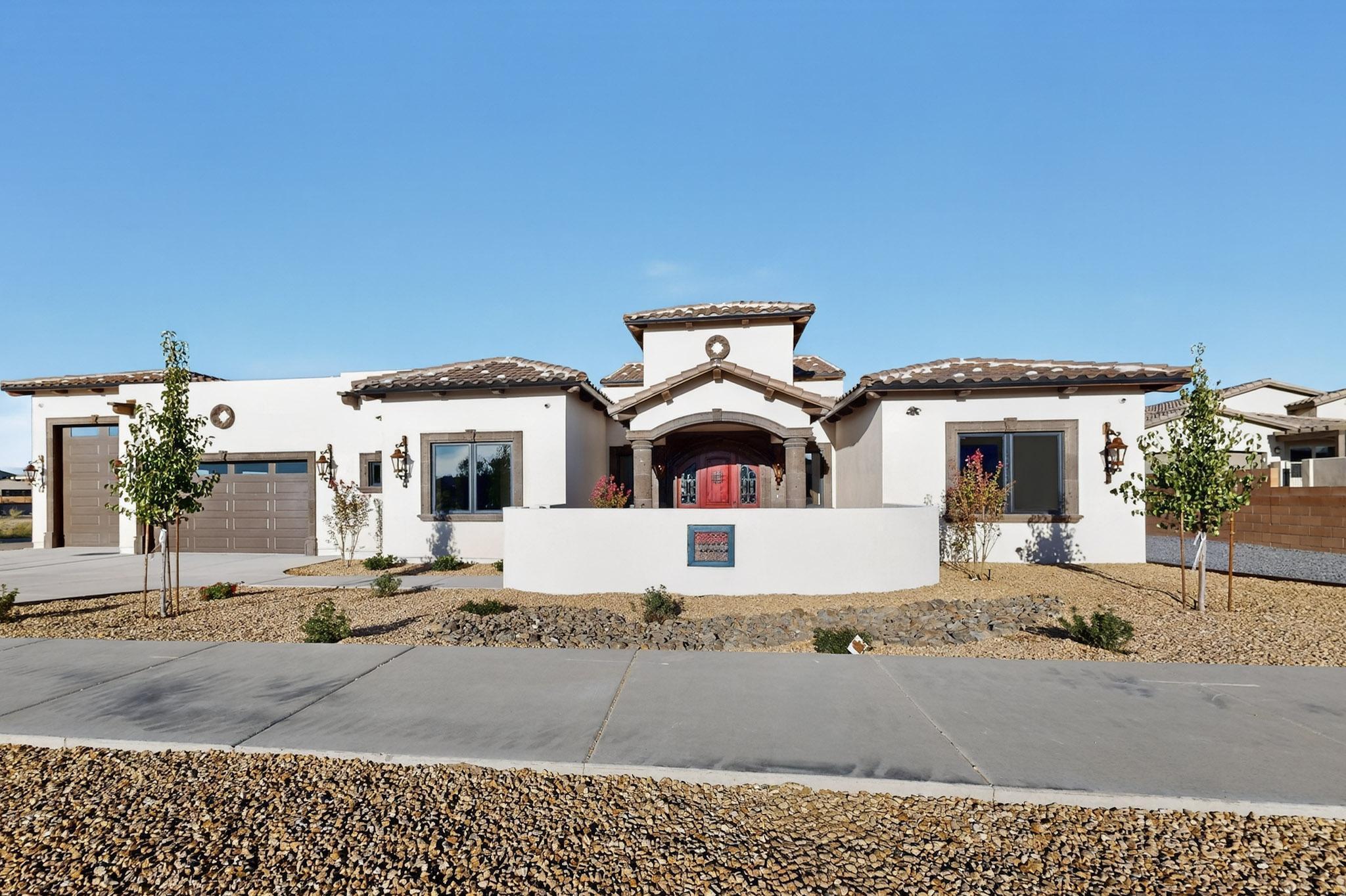 6224 Camino Alto Road NW