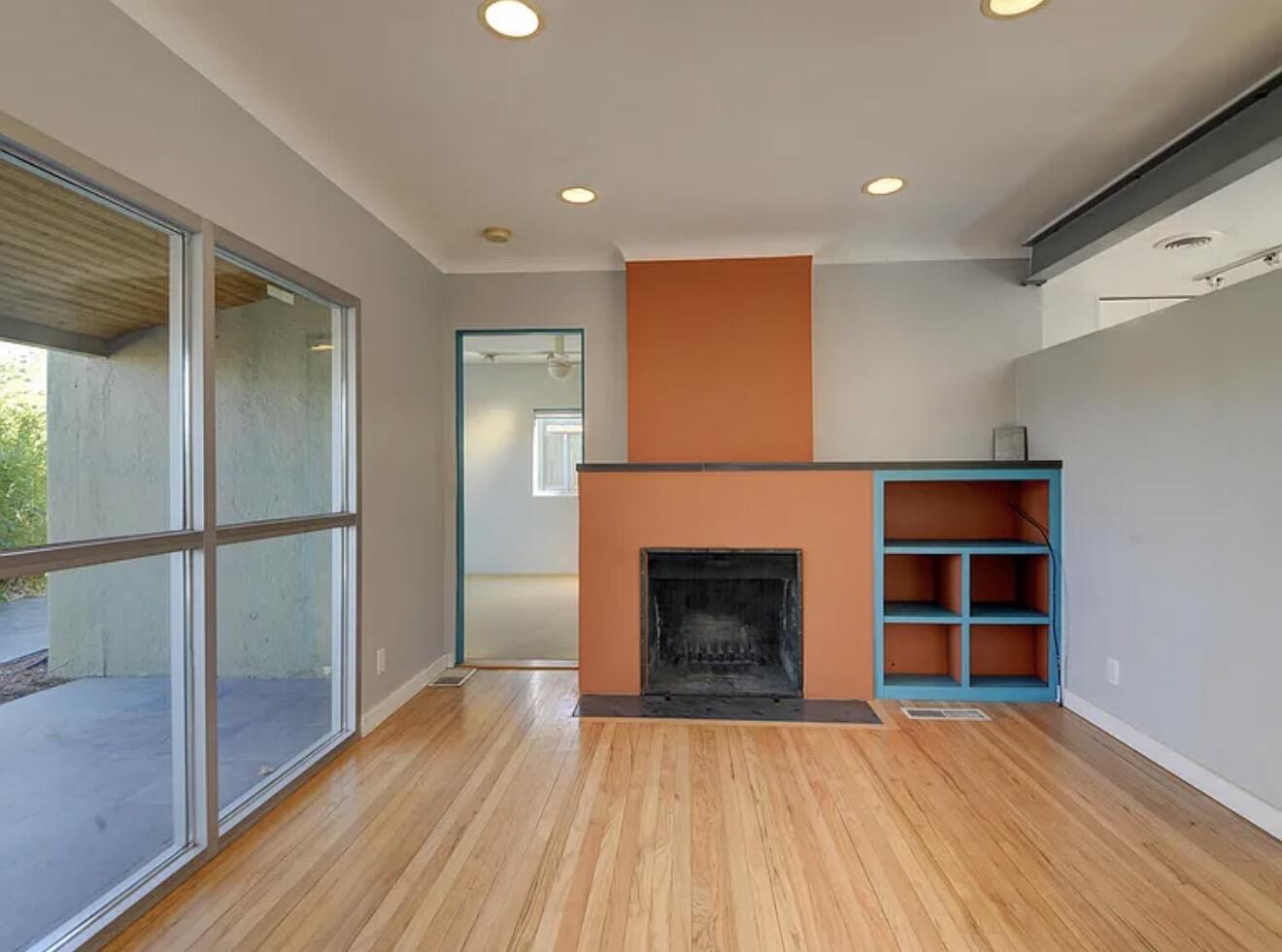 2920 Santa Clara Avenue SE