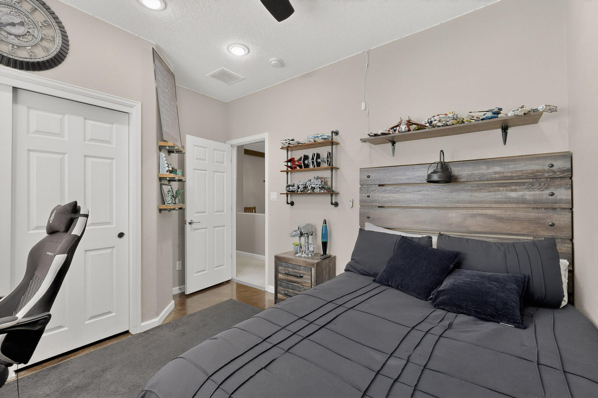 4029 Paseo Vista Place NE