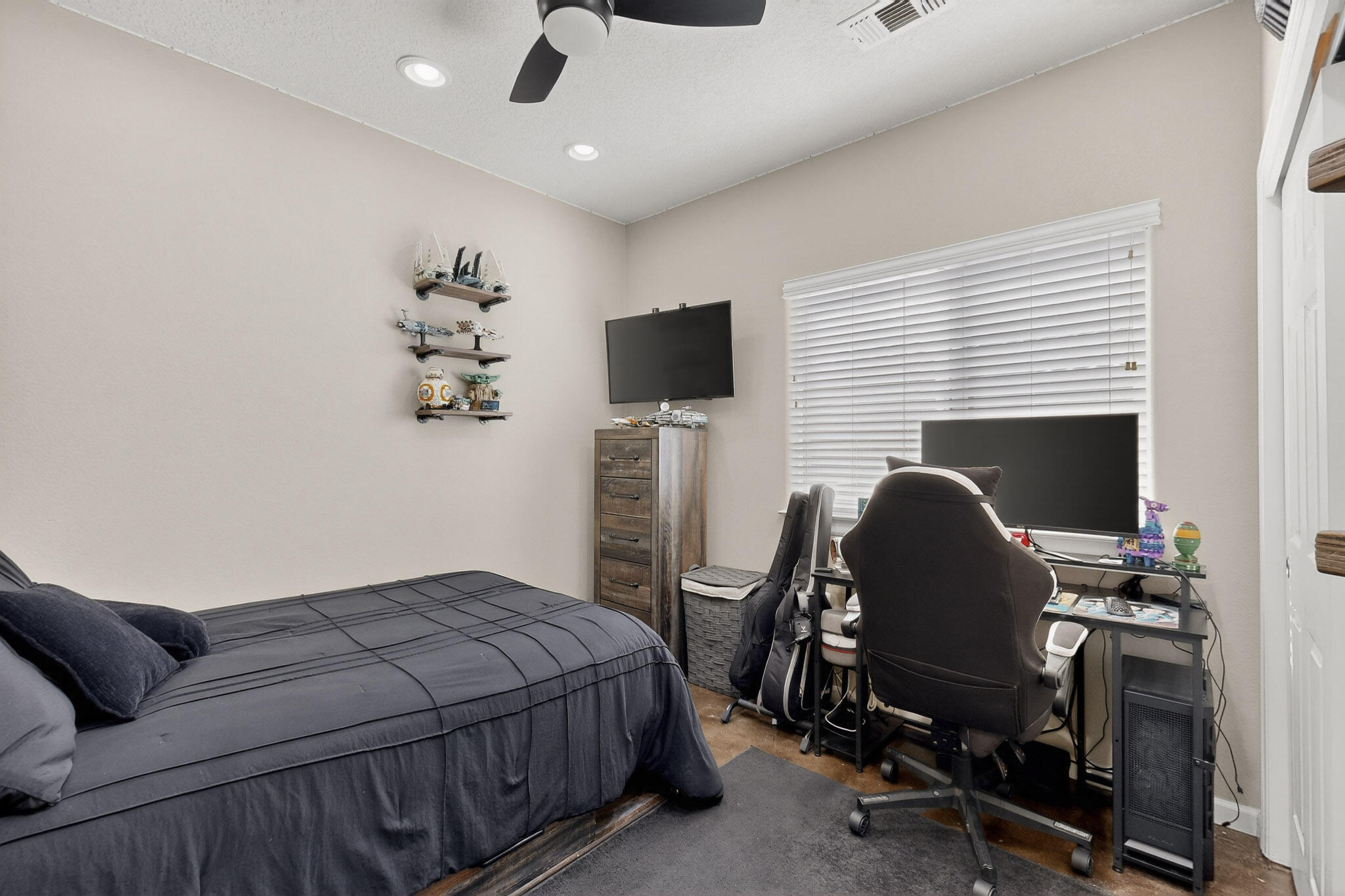 4029 Paseo Vista Place NE