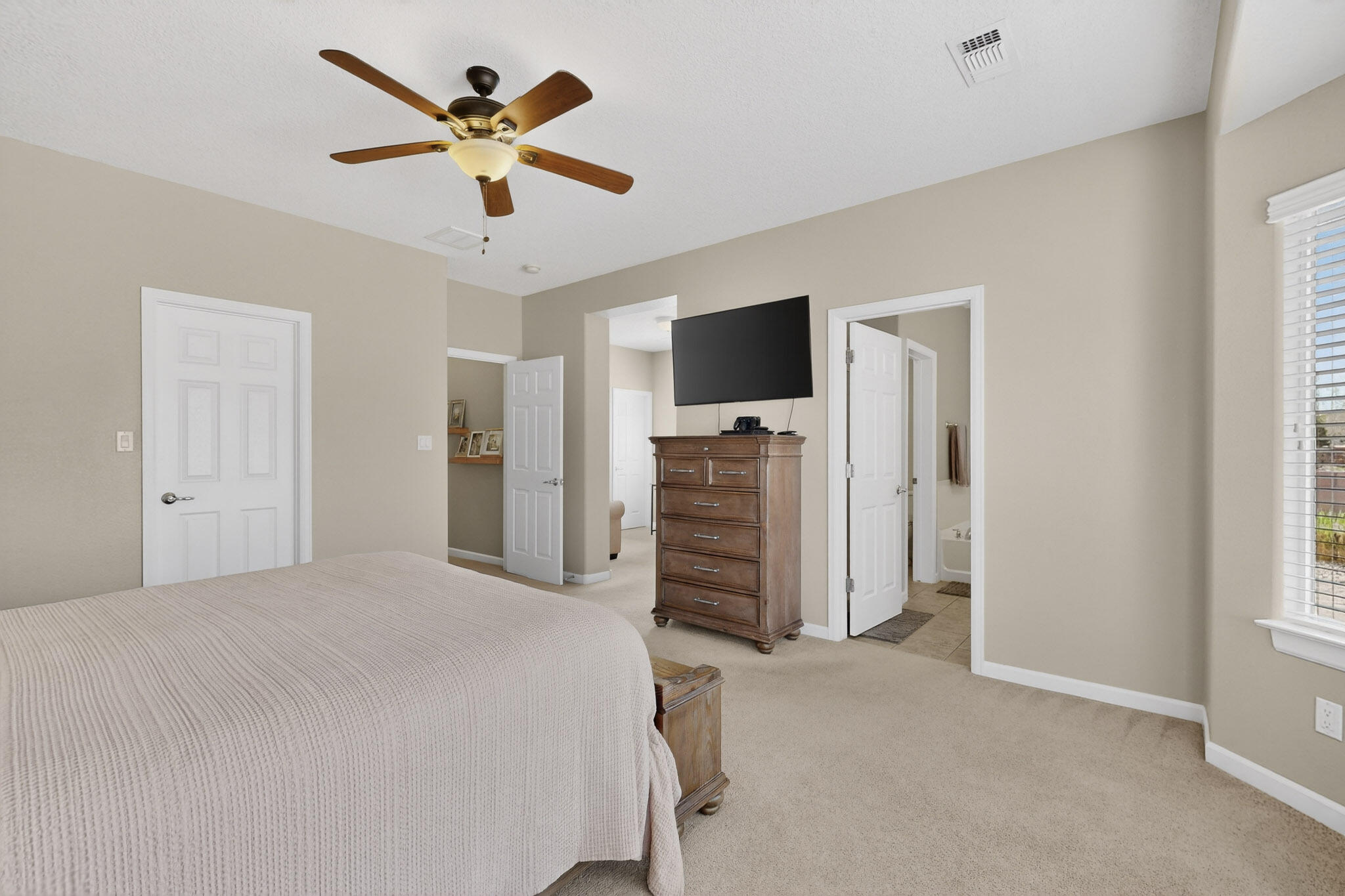 4029 Paseo Vista Place NE