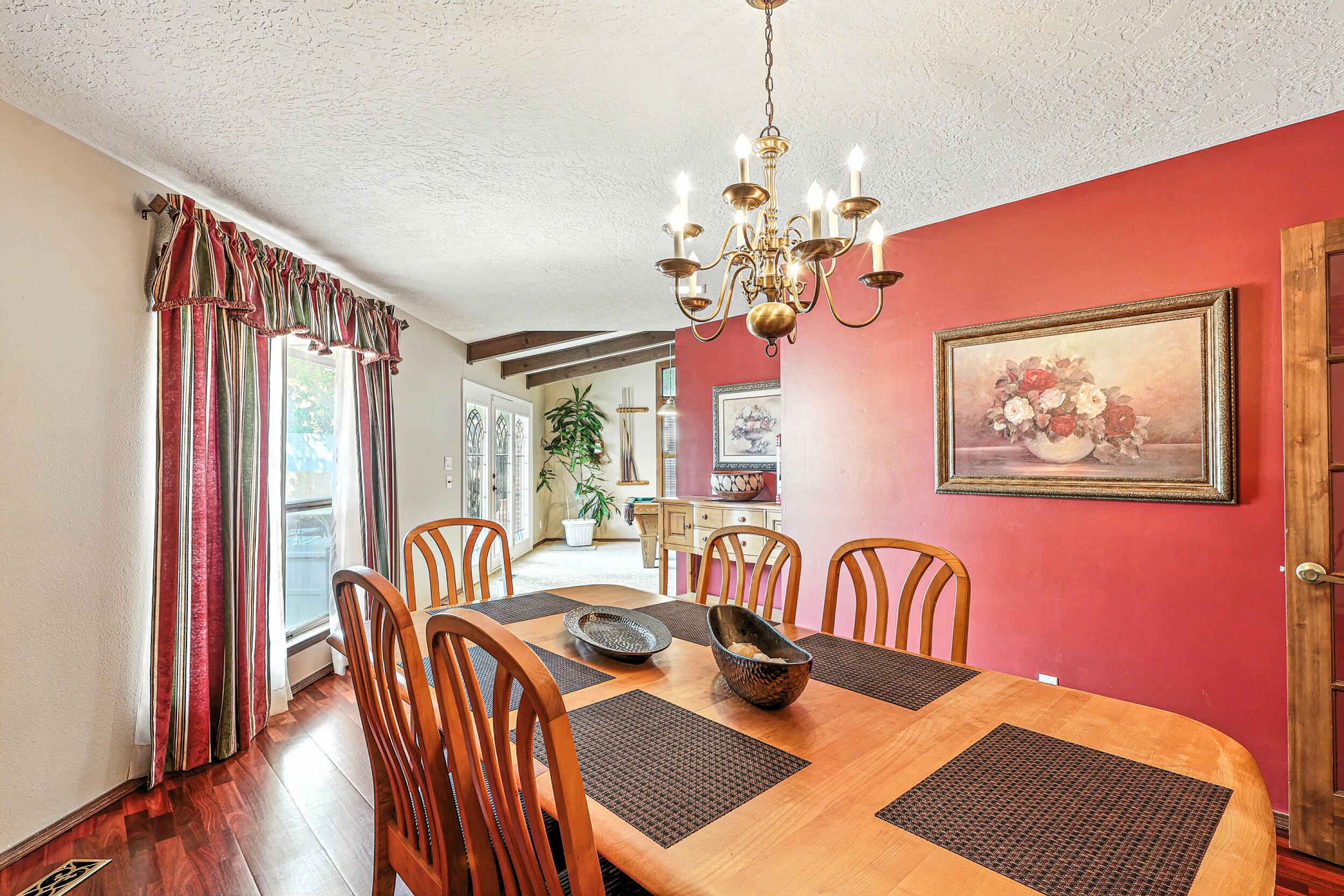 9801 Greenbrier Road NE