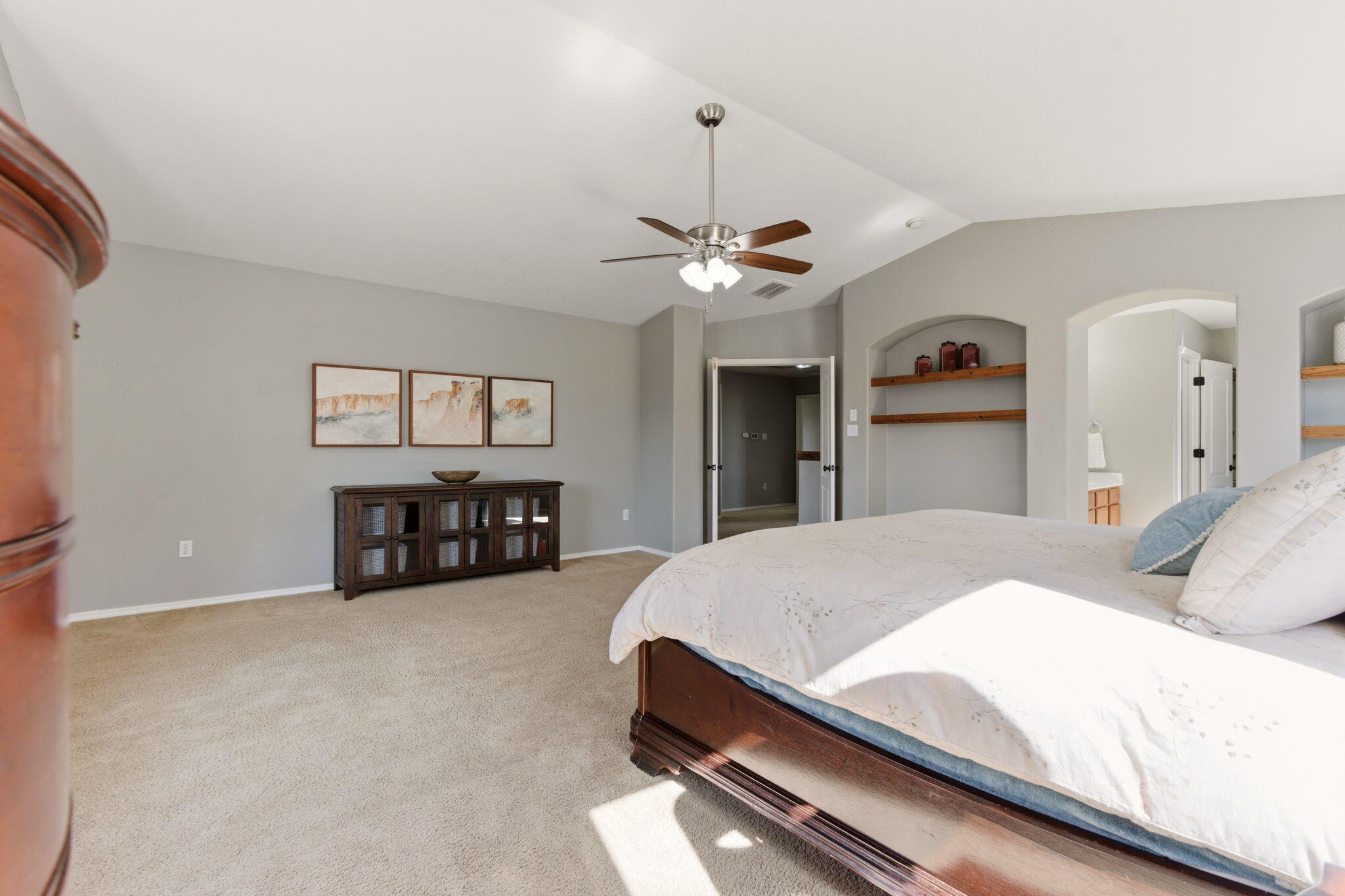 3828 Tranquil Meadows Drive NE