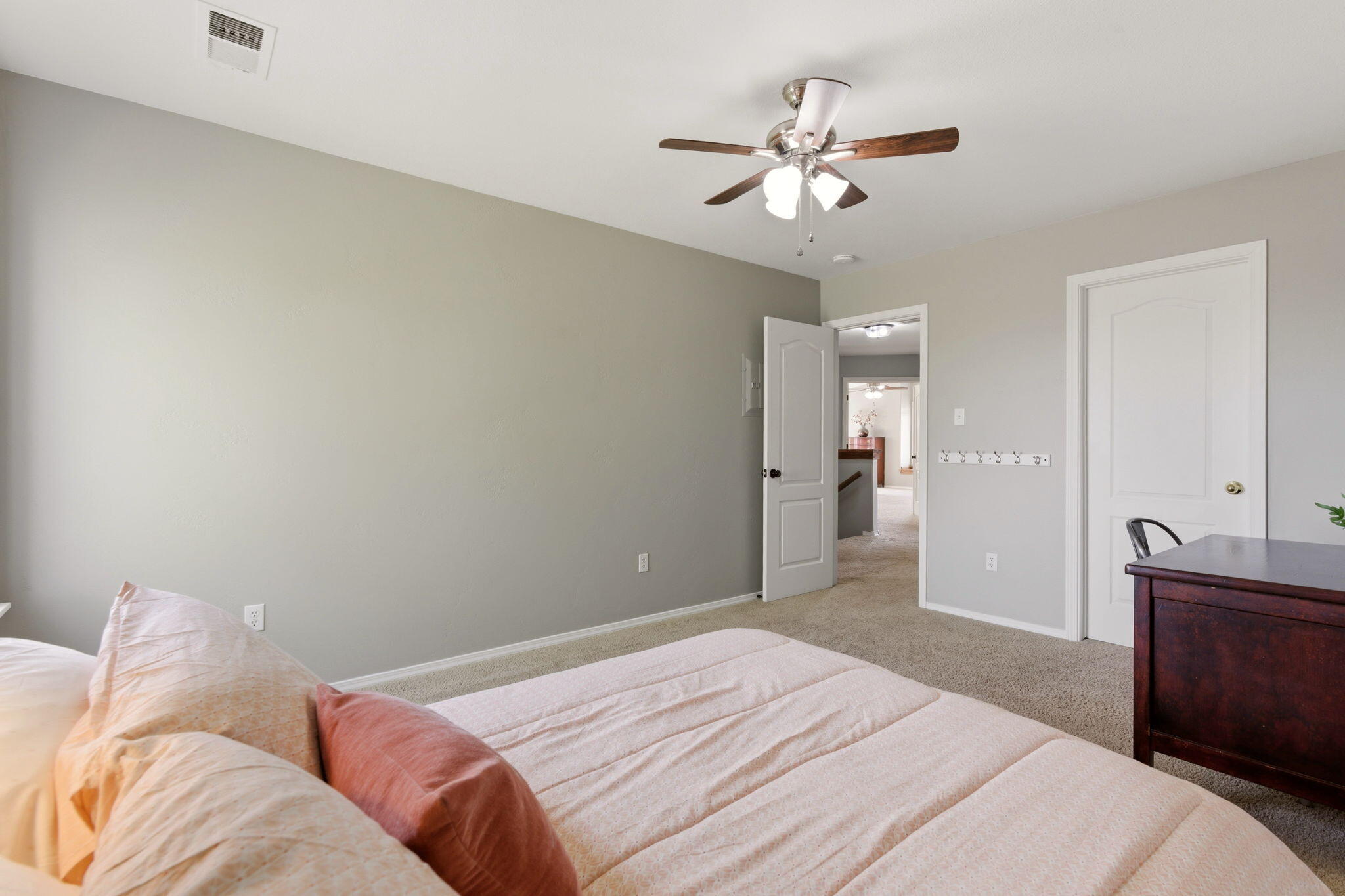 3828 Tranquil Meadows Drive NE